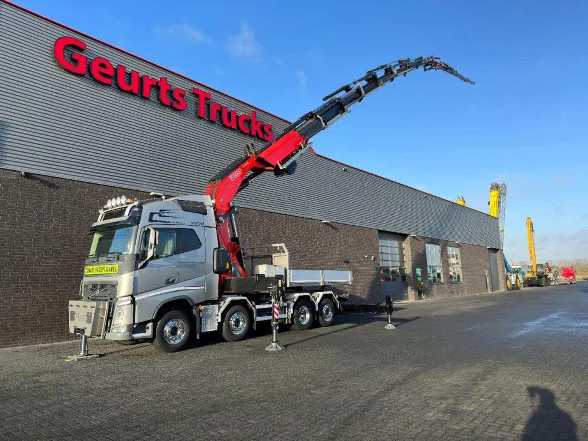 Foto 2 van Volvo FH 540 8X2 TREKKER-BAKWAGEN COMBI + FASSI F1650RA.2.28 + JIB L816 KRAAN/KRAN/CRANE/GRUA