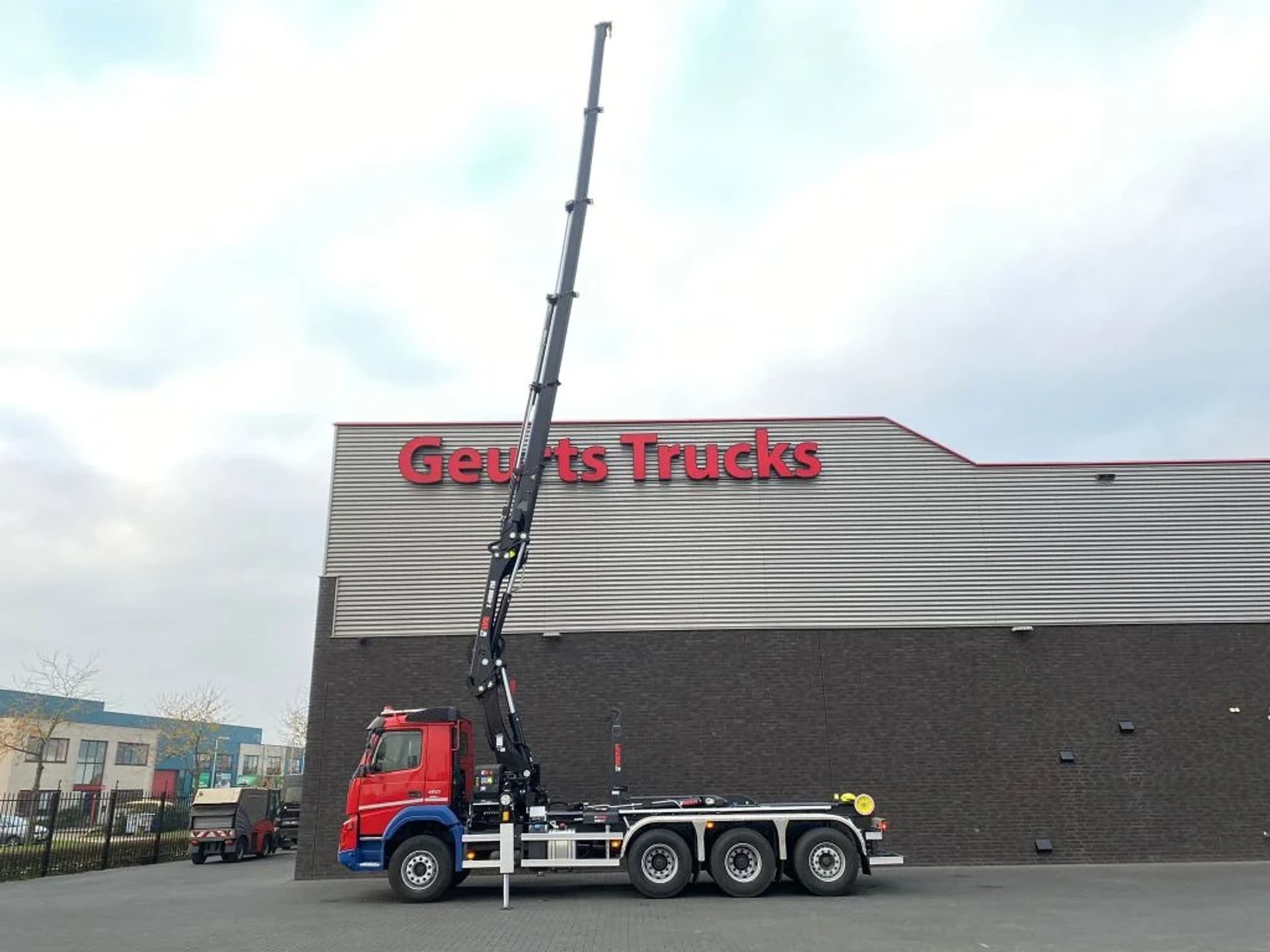 Foto 4 van Volvo FMX 460 8X4 TRIDEM + HIAB 21 TONS HAAKARM + HIAB 258 EP-5 KRAAN/KRAN/CRANE/GRUA