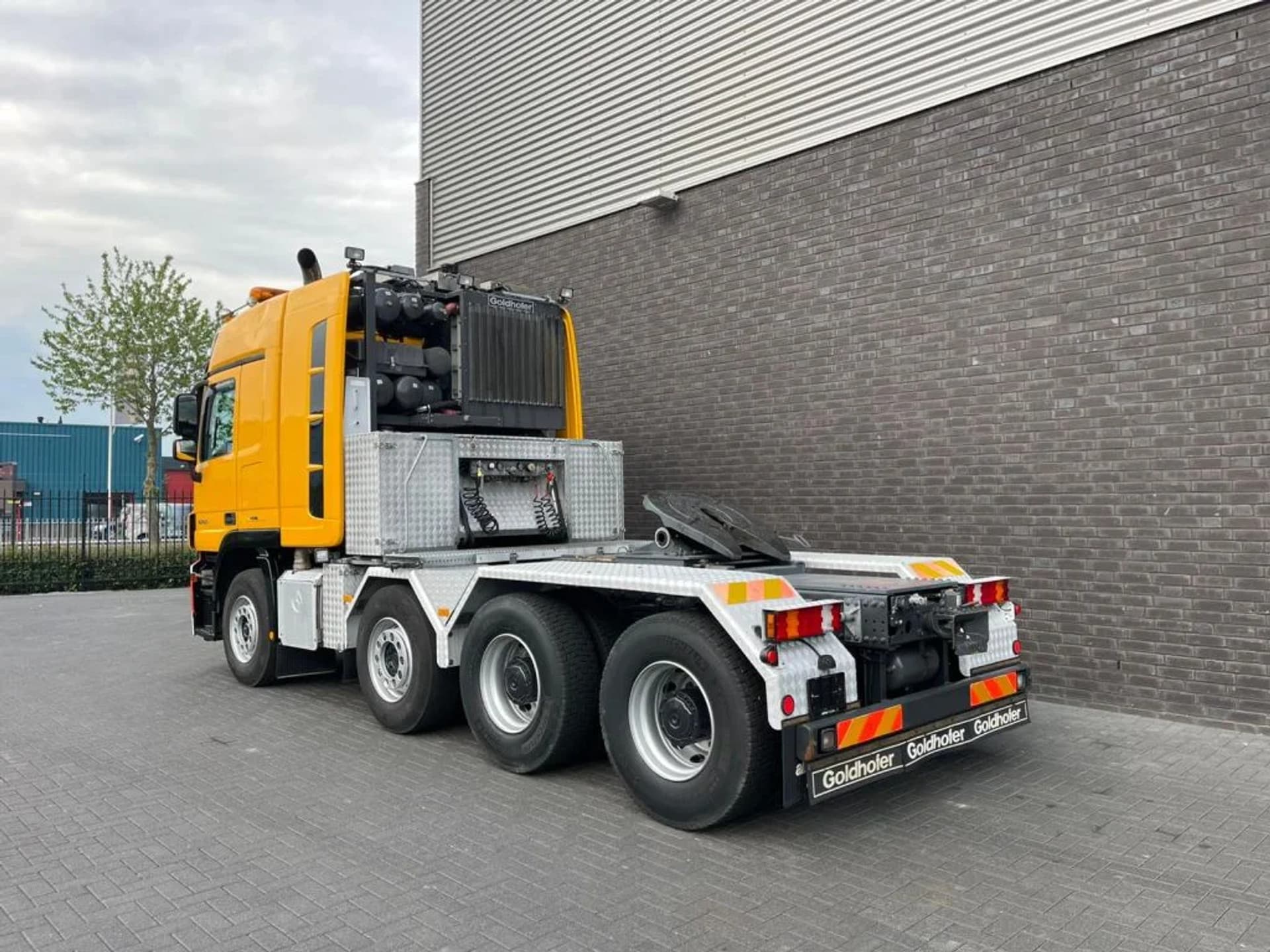 Foto 3 van Mercedes-Benz Actros 4165 V8 8X4 SLT TITAN HEAVY DUTY TRACTOR/TREKKER/SZM 250 TON