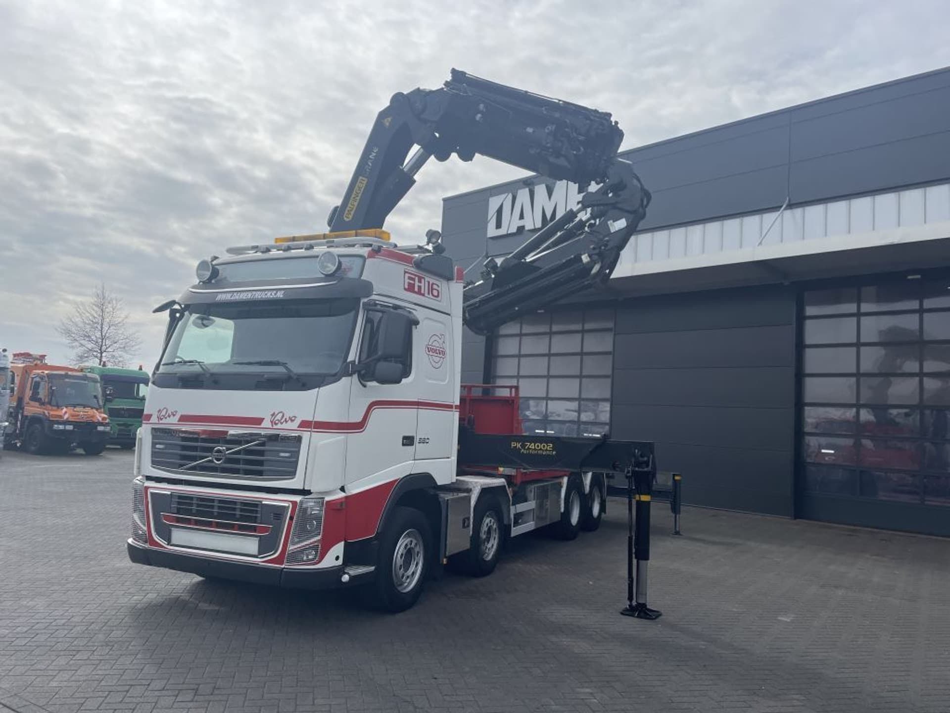 Foto 5 van Volvo FH 16.580 8x4 Palfinger PK 74002 E + JIB PJ 170 E