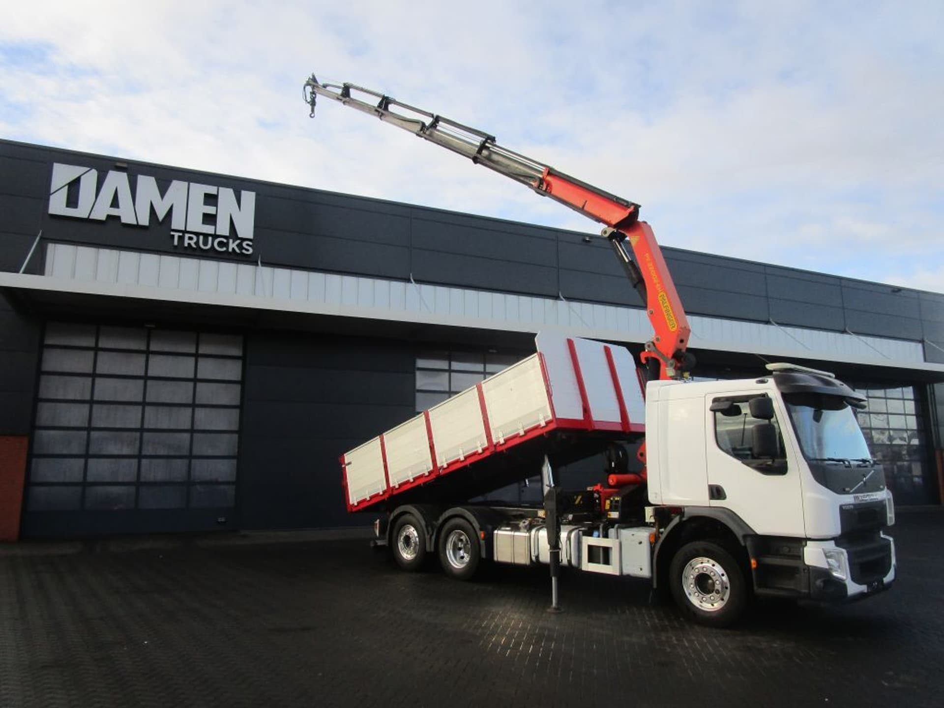 Foto 4 van Volvo FE 320 FE 320 6x2 Euro 6 Palfinger PK 22002-EH D + Kipper