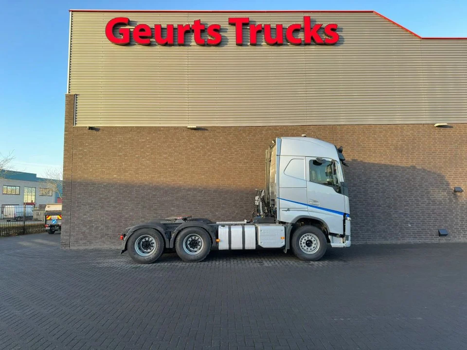 Foto 4 van Volvo FH 460 6X4 TREKKER/TRACTOR/SZM EURO 6 HYDRAULIC