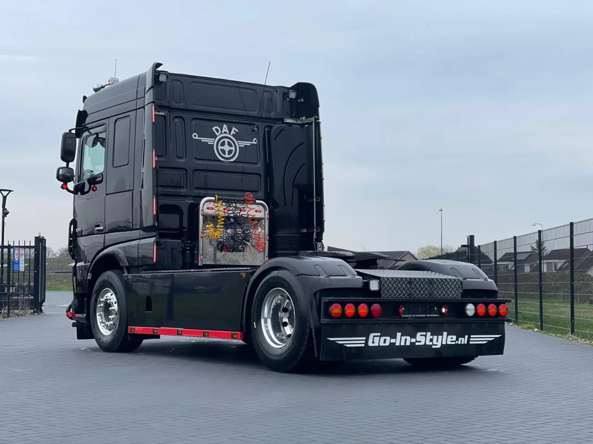 Foto 5 van DAF XF 480 SHOWTRUCK, CUSTOM INTERIOR, HYDRAULICS, ALU RIMS.