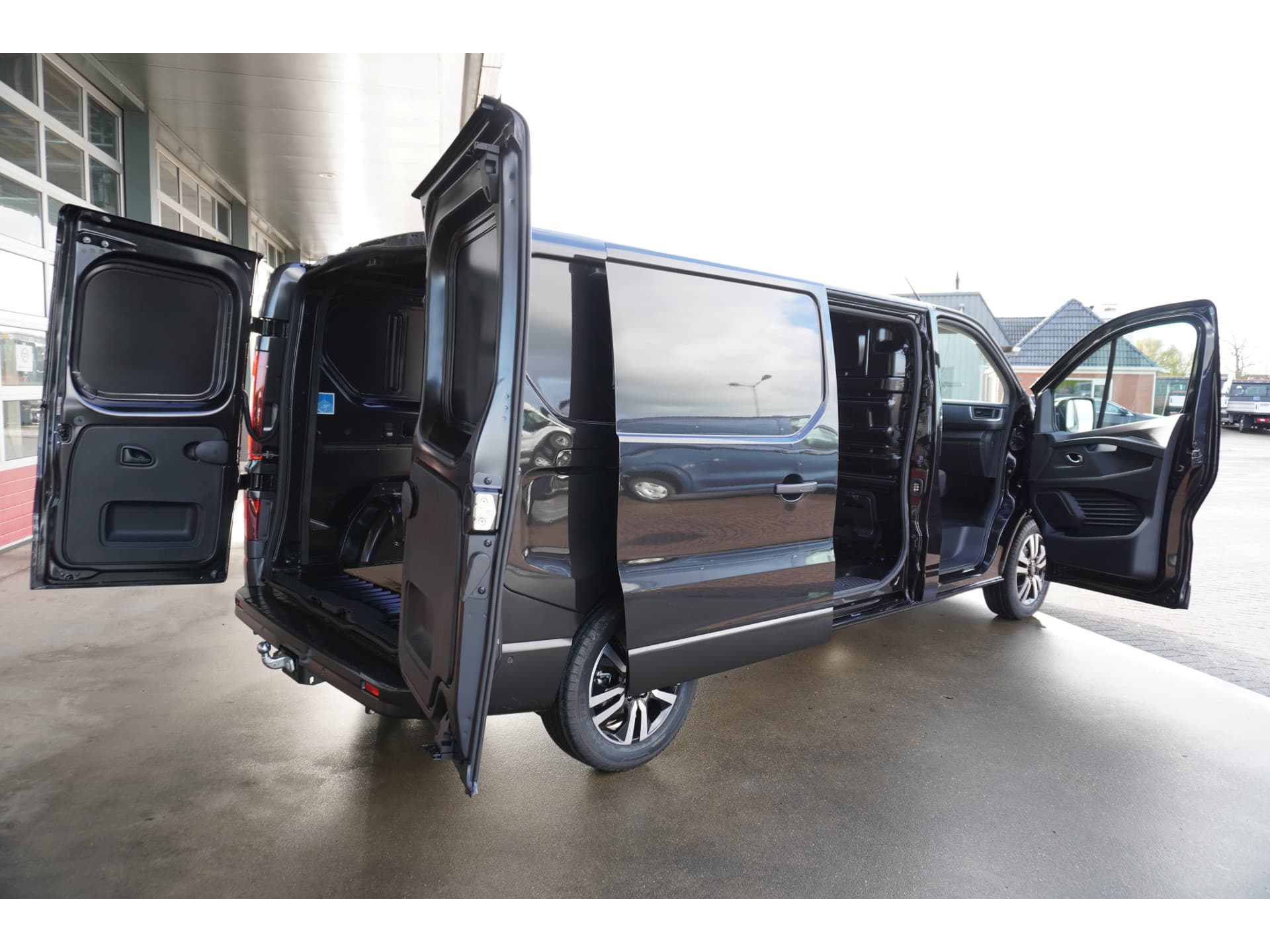 Foto 4 van Renault 2.0 Blue dCi 170PK T30 L2H1 Extra Automaat