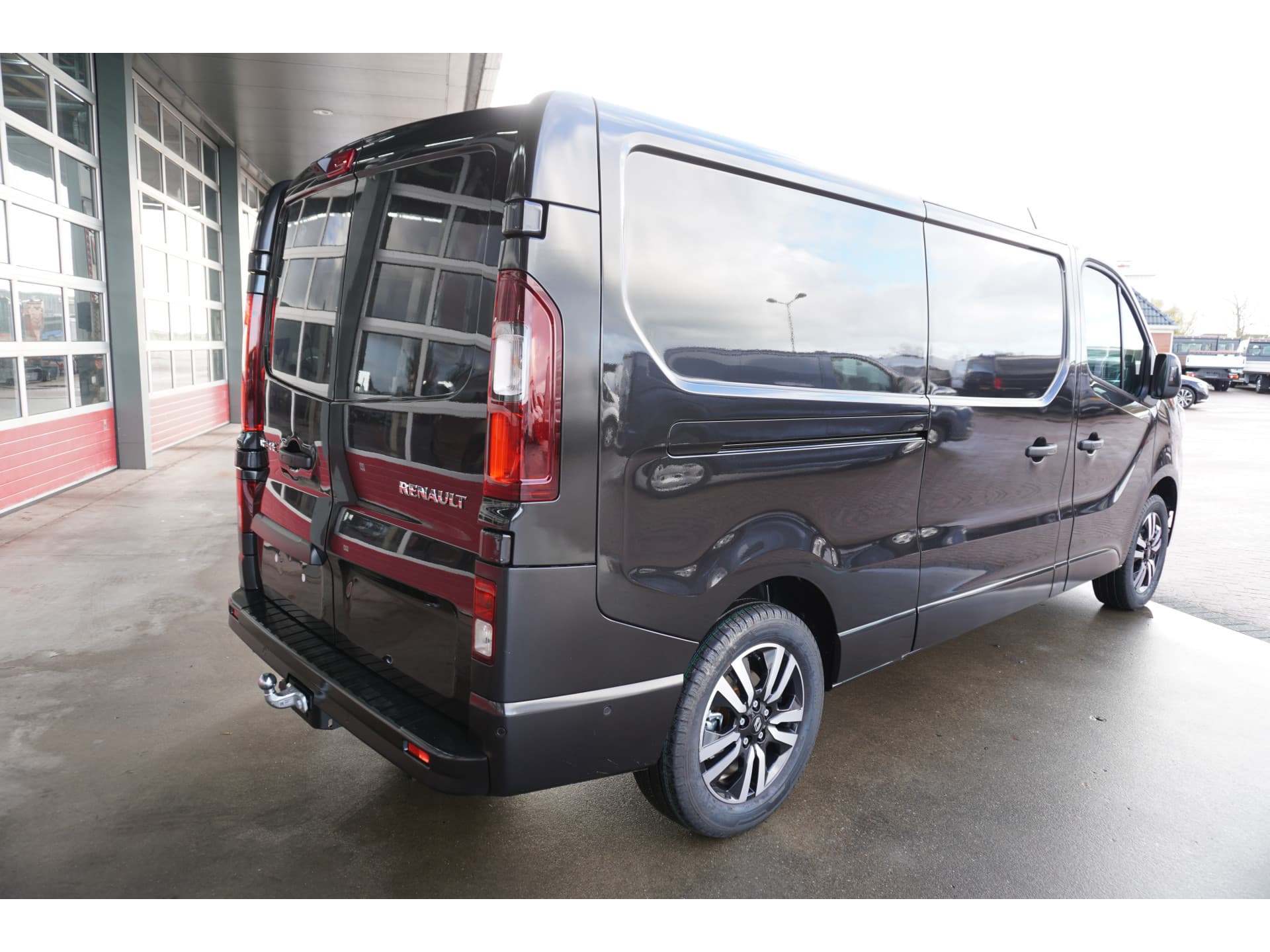 Foto 5 van Renault 2.0 Blue dCi 170PK T30 L2H1 Extra Automaat