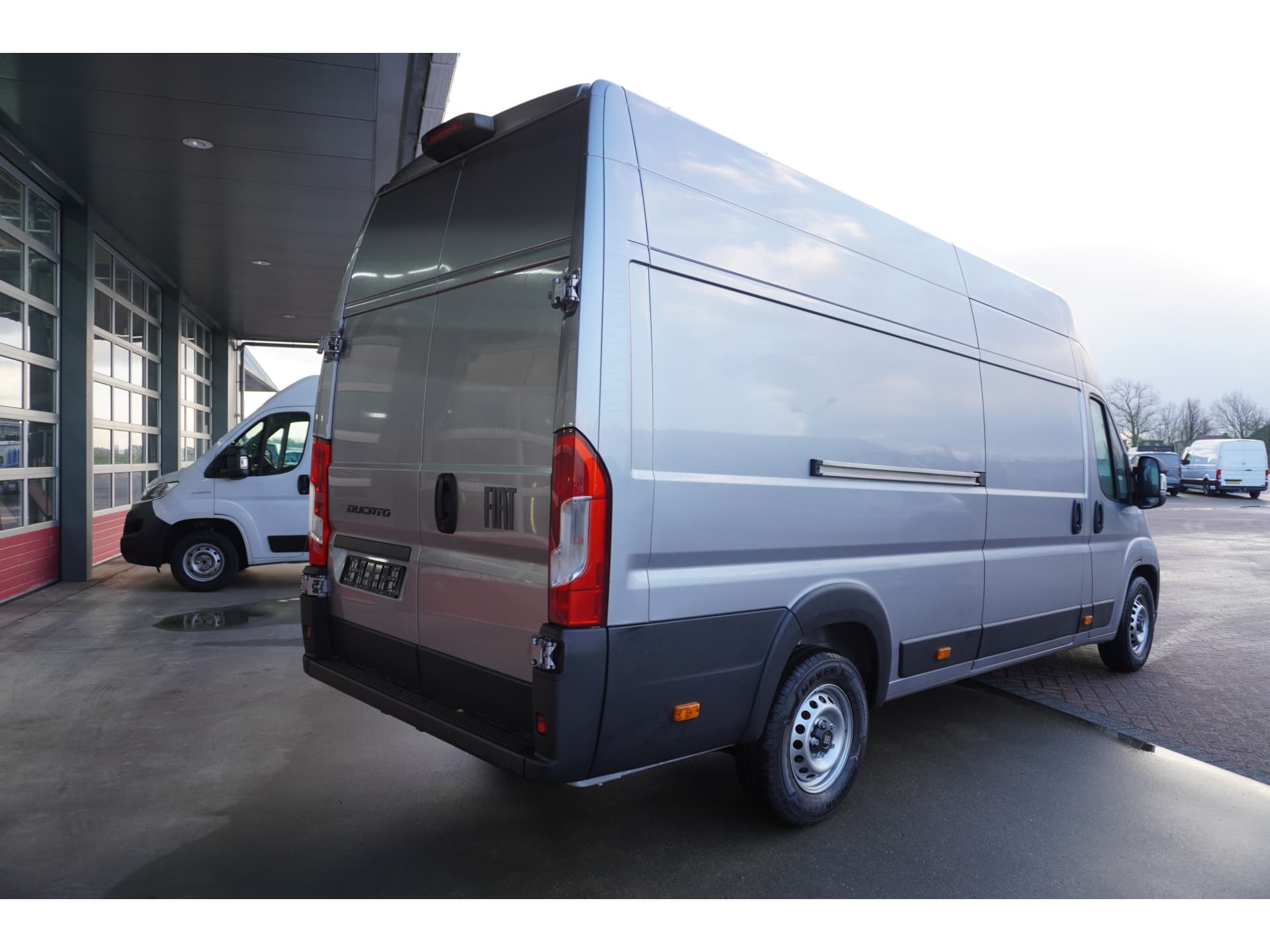 Foto 4 van Fiat 2.2 MultiJet 180PK S&S L4H3 techno Automaat