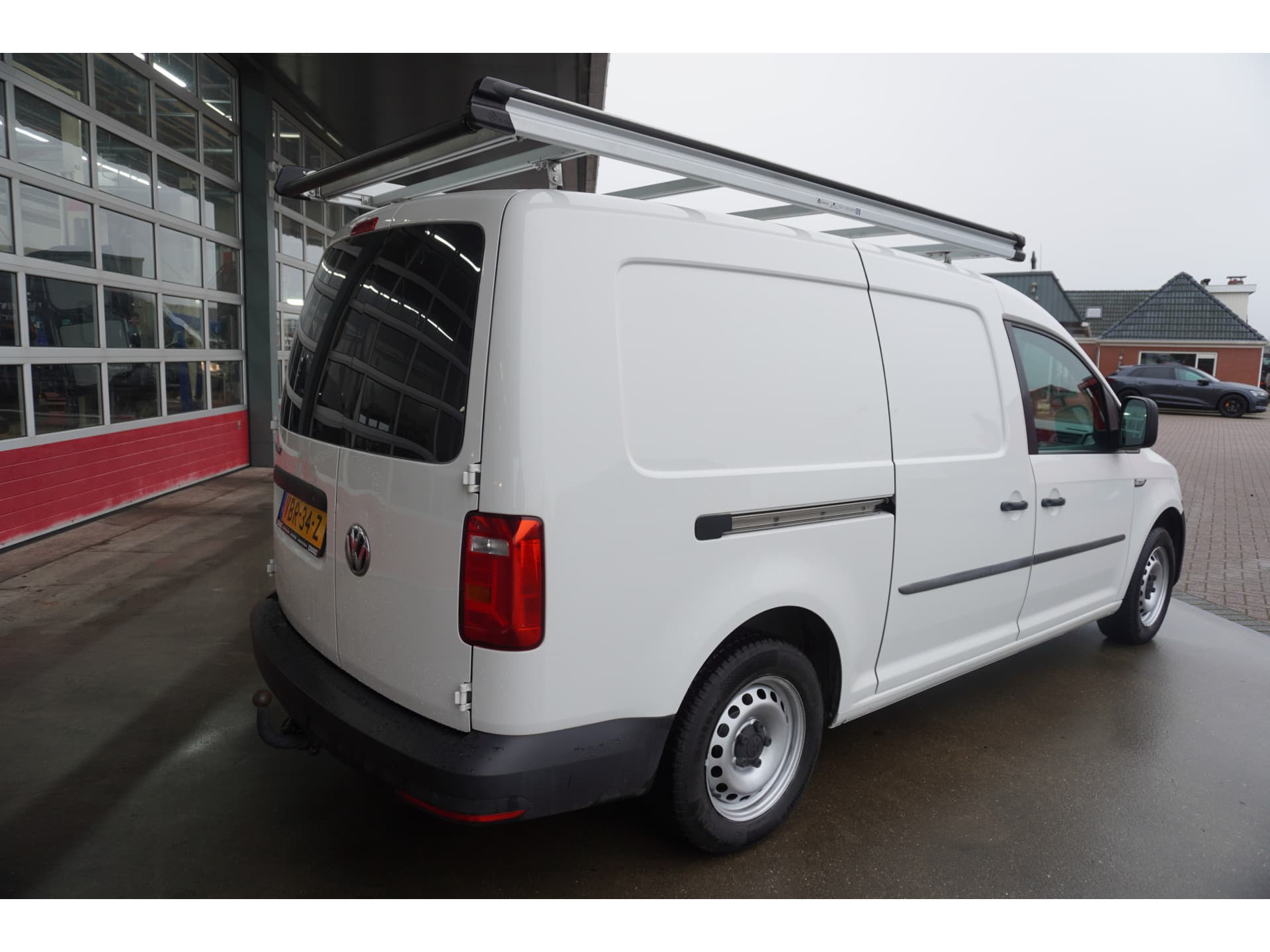 Foto 4 van Volkswagen 2.0 TDI L2H1 BMT Maxi Comfortline