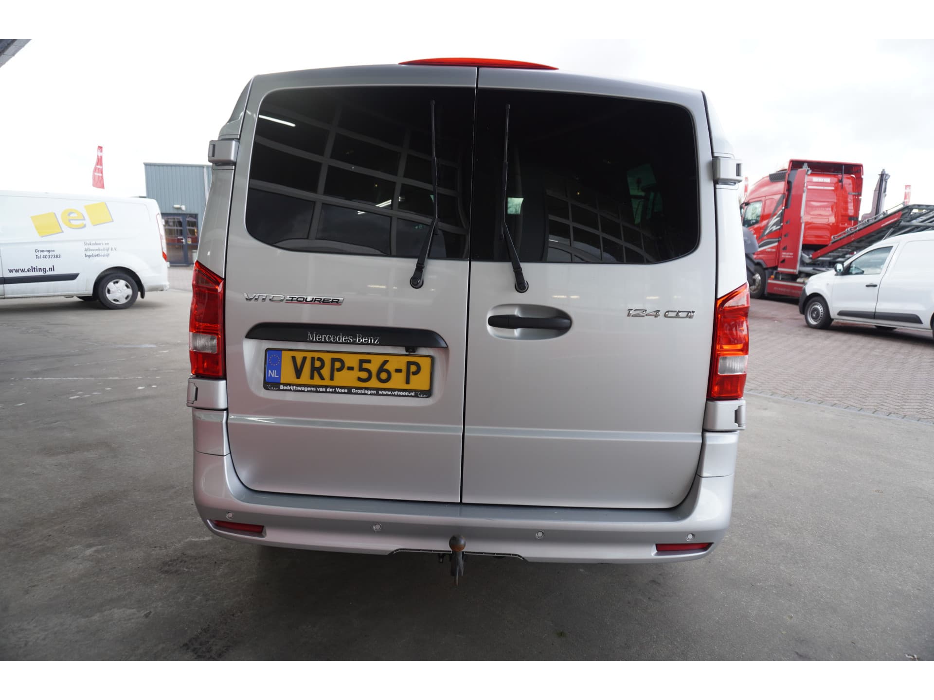 Foto 5 van Mercedes-Benz 124 CDI 237PK Extra Lang Tourer Select Dubbelcabine Schuifdeur L + R Automaat