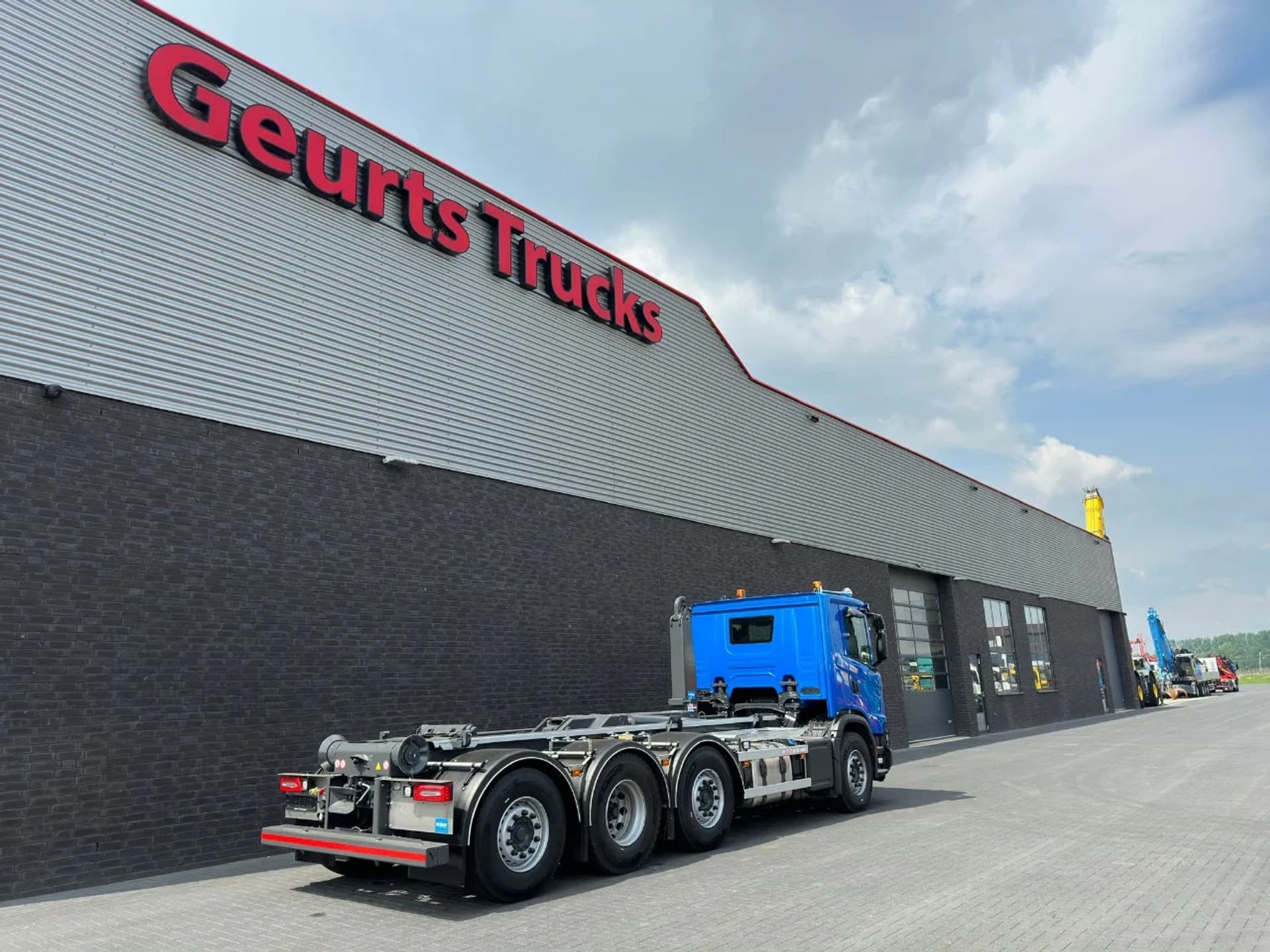 Foto 5 van Scania G 560 NGS XT 8X2/6 TRIPLE + VDL S-30-6400 HAAKARMSYSTEEM/ABROLLKIPPER/HOOKLIFT/NIEUW/NEW