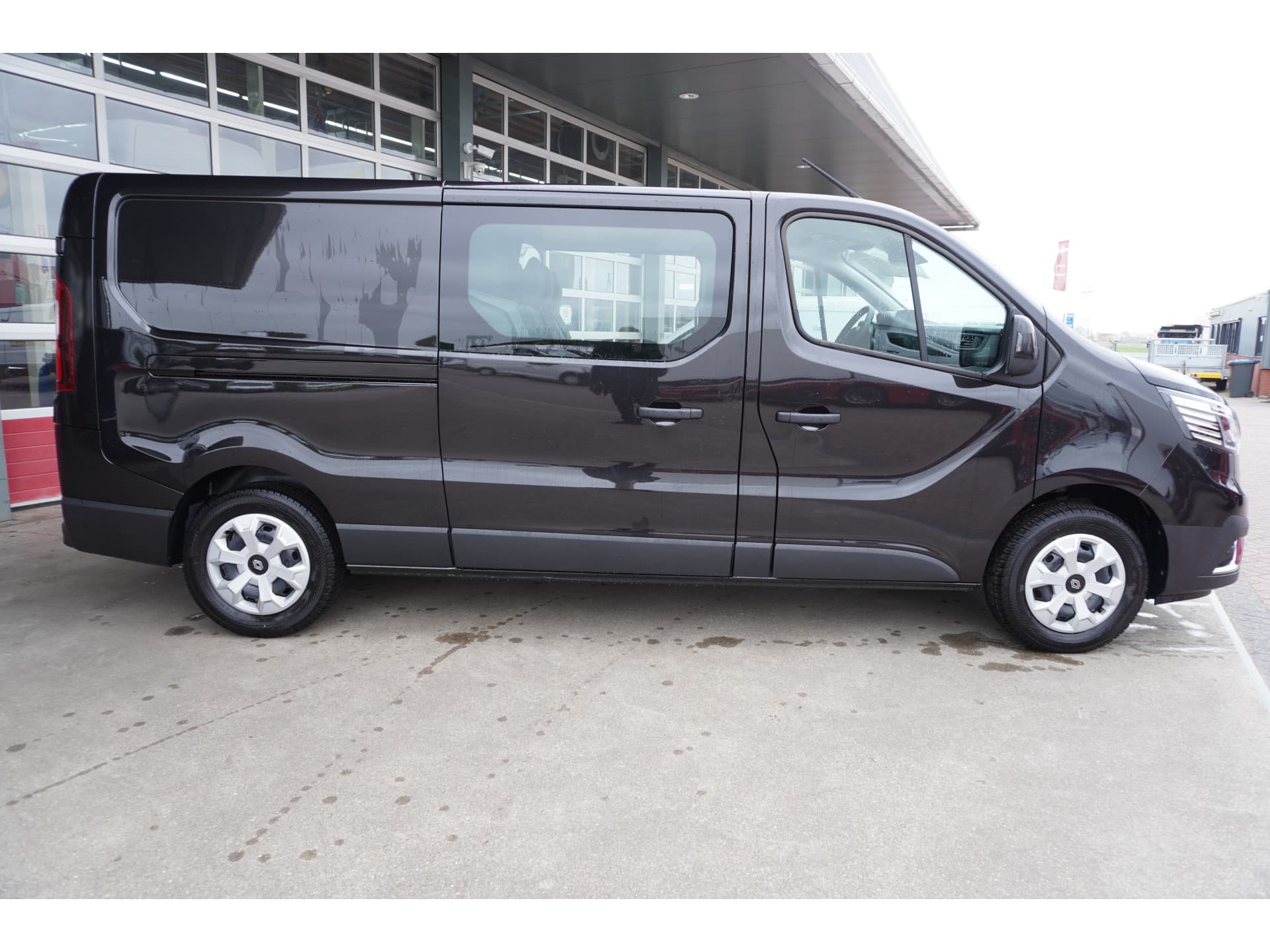 Foto 3 van Renault 2.0 Blue dCi 130PK T29 L2H1 Advance Dubbelcabine