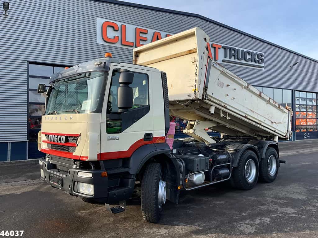 Iveco Trakker AD260T36 6x4 Kipper 12m³ Manual Full steel suspension