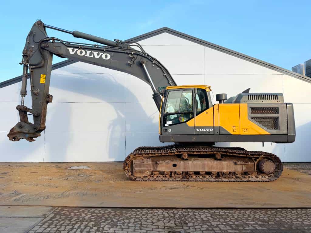 Volvo EC380EL - Quick Coupler / Hammer Lines