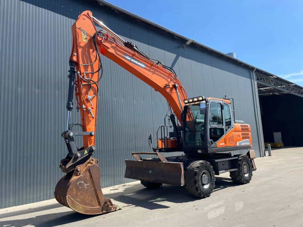 Doosan DX170W-5