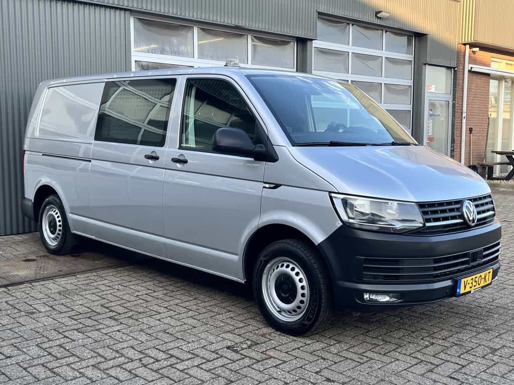Volkswagen Transporter 2.0 TSI L2H1 Benzine / CNG Dubbele Schuifdeur Airco Cruise controle Bpm vrij Trekhaak Klep achter Omvormer Kastinrichting Standkachel Euro 6 Benzine Ideaal voor ombouw naar Camper !!