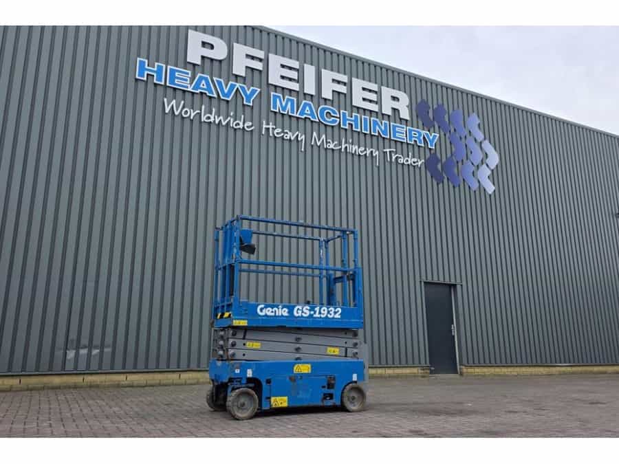 Genie GS1932 Electric, Working Height 7.8 m, 227kg Capac