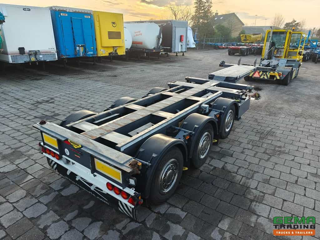 Broshuis MFCC 3-Assen SAF - Lift as - Schijfremmen - Alle Soorten Containers - 08/2026 APK