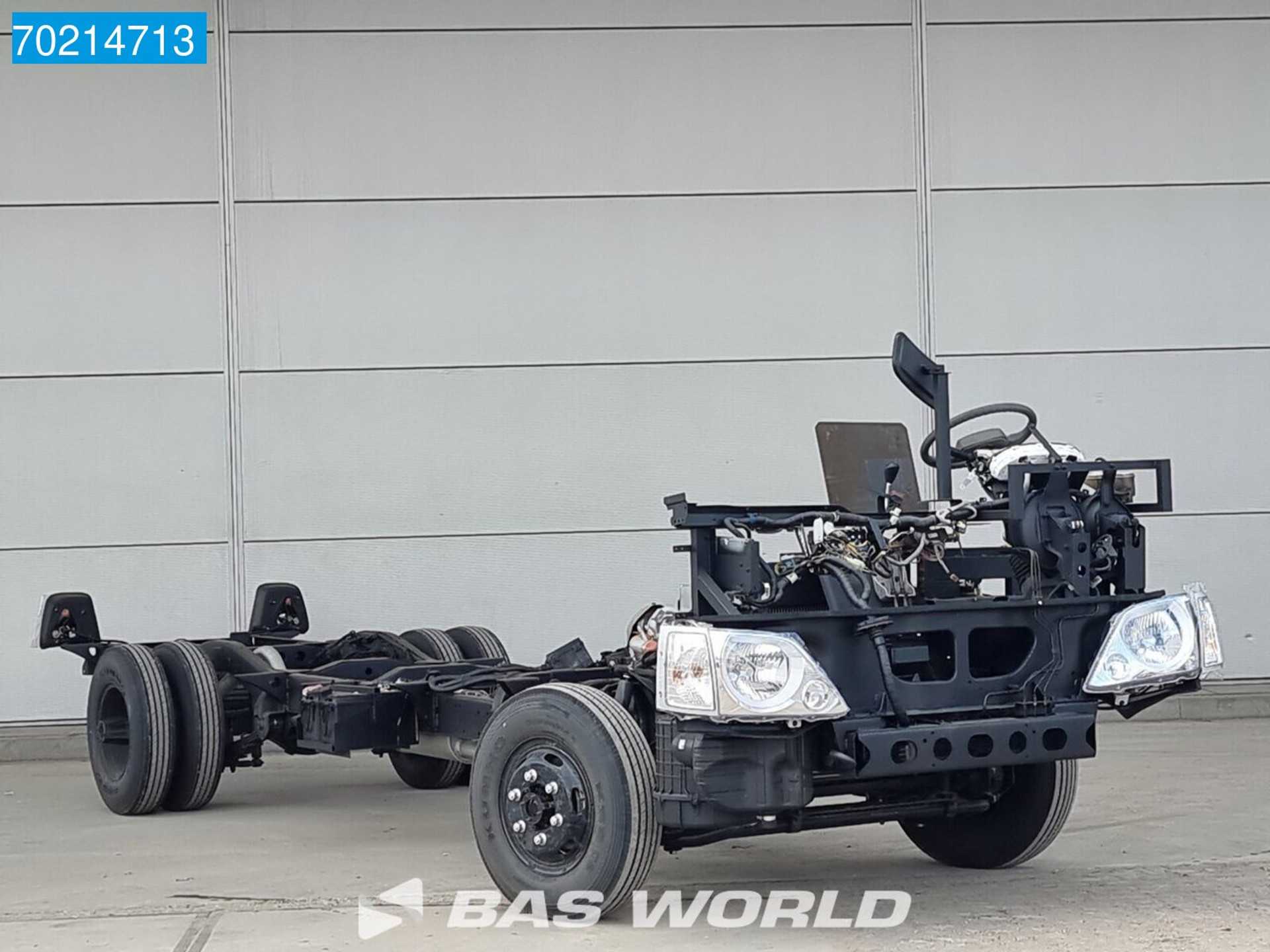 Hyundai County Bare 140PK 100x Pieces Available County Bare Chassis D4DD LWB NO EU/KEIN EU T1