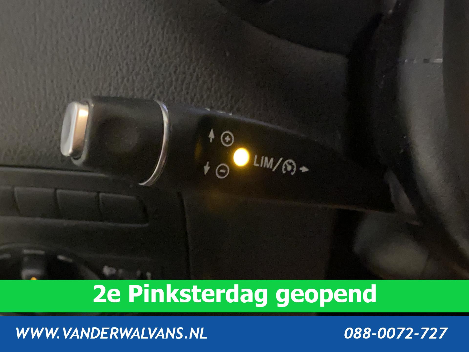 Foto 11 van Mercedes-Benz Vito 116 CDI 163pk 9G-Tronic Automaat L2H1 Euro6 Airco | Camera | Cruisecontrol | Apple Carplay