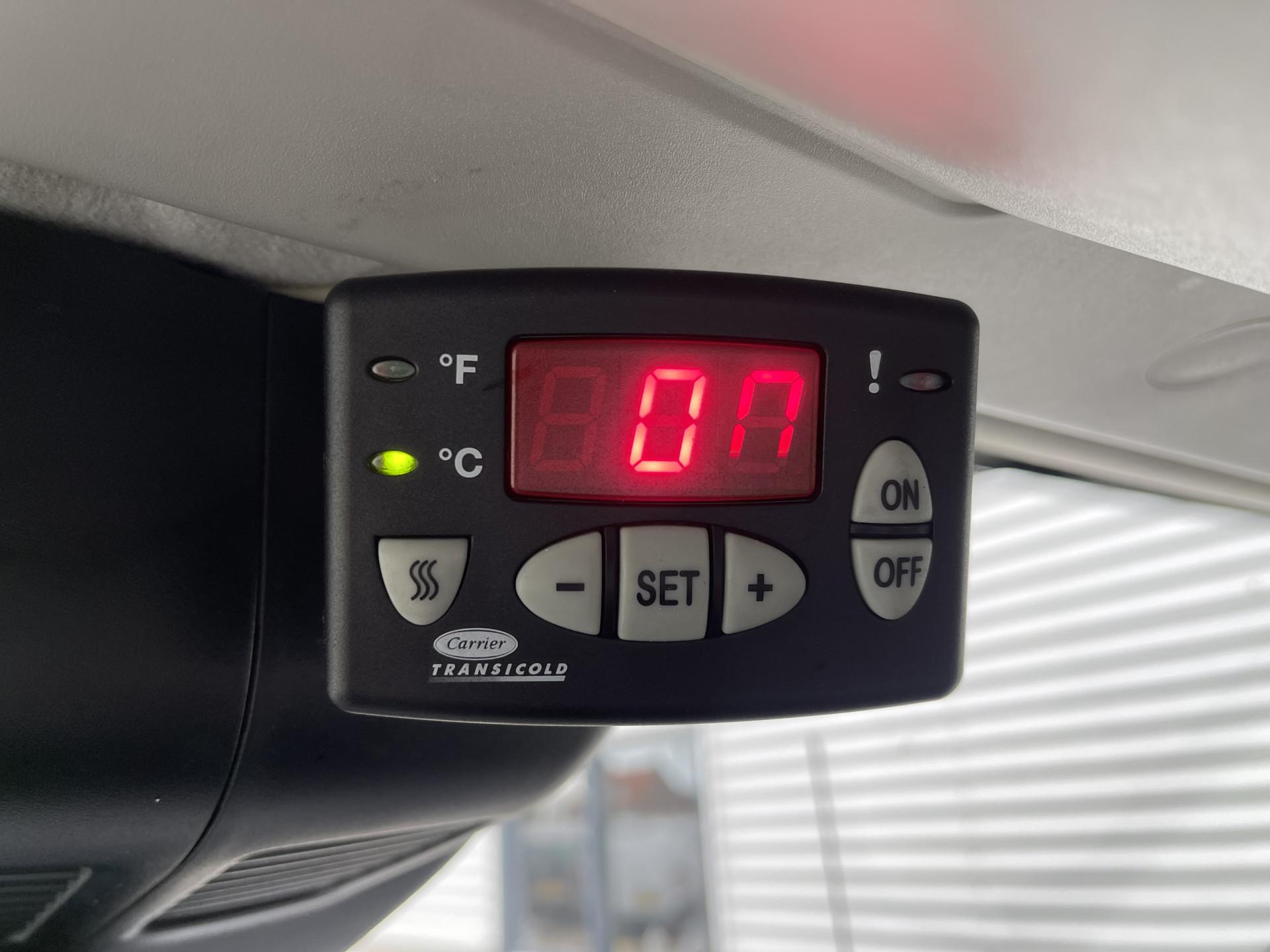 Foto 26 van Ford Transit 2.0 TDCI 130pk automaat / smartbox bakwagen met Carrier 0 graden celsius koeling !
