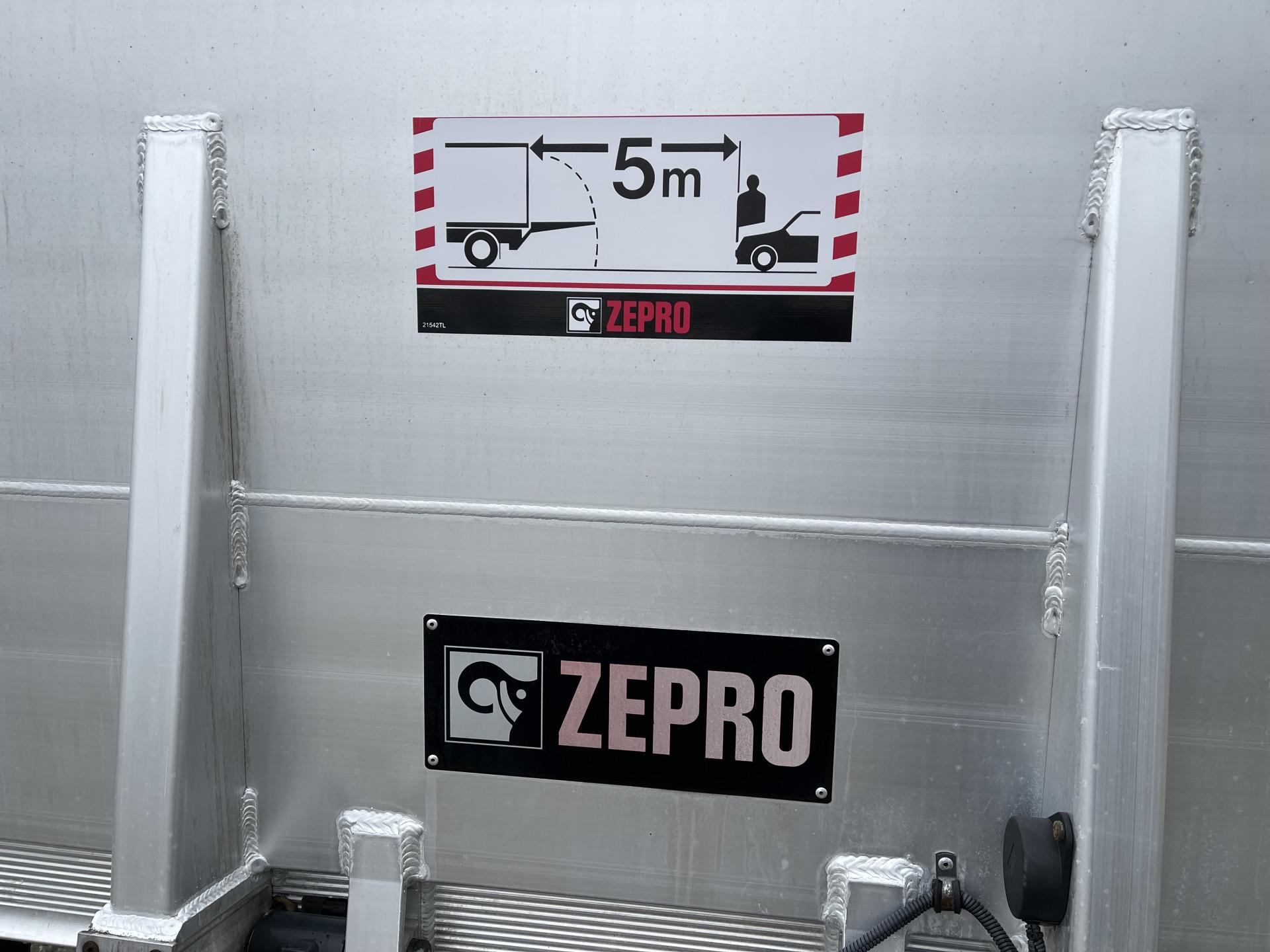 Foto 9 van Iveco Daily 35S14HA8 automaat / bakwagen met Zepro laadklep / vaste prijs rijklaar € 30.950 ex btw