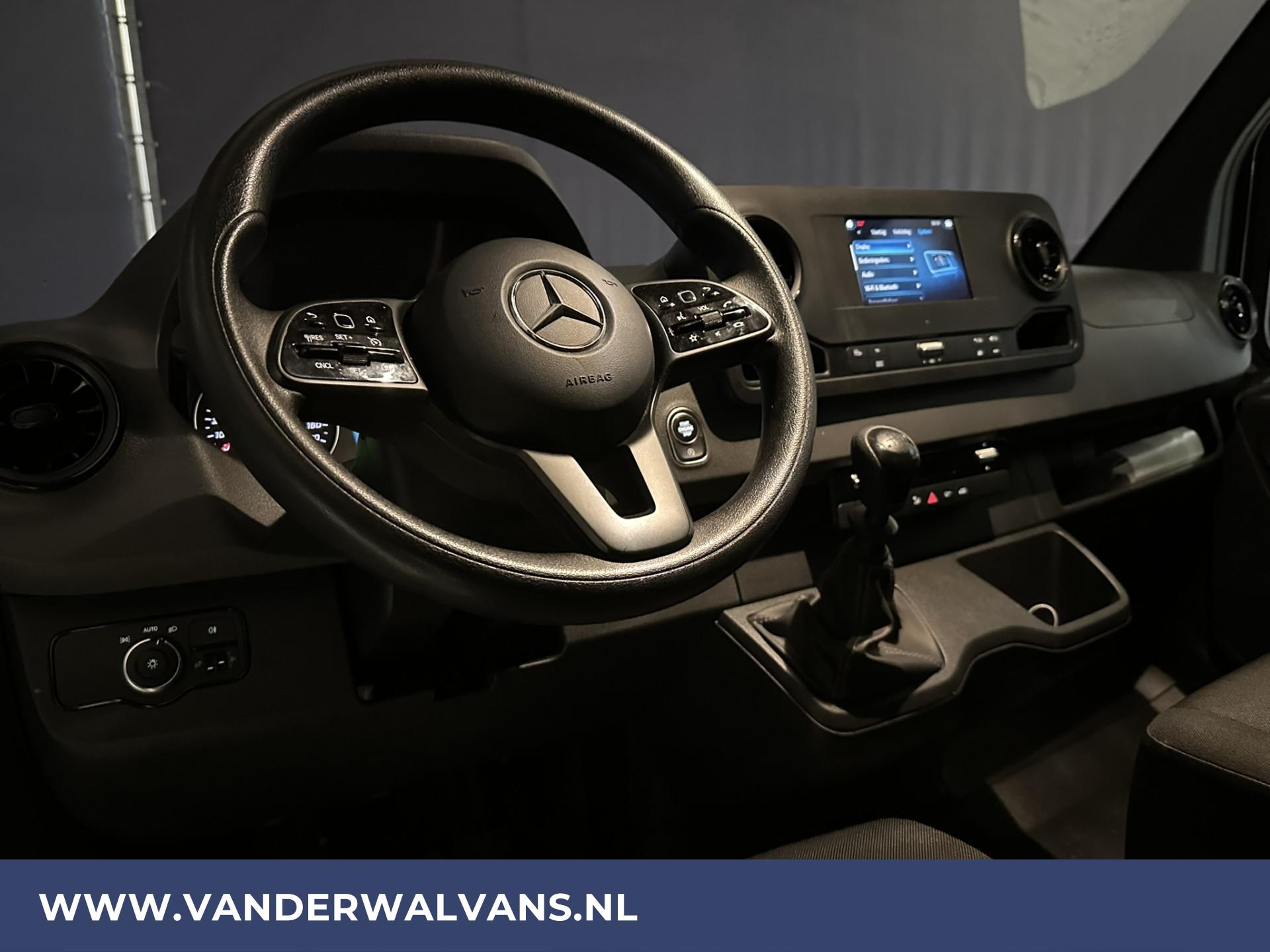 Foto 16 van Mercedes-Benz Sprinter 317 CDI 170pk L3H2 Euro6 Airco | Stoelverwarming | Cruisecontrol | Camera