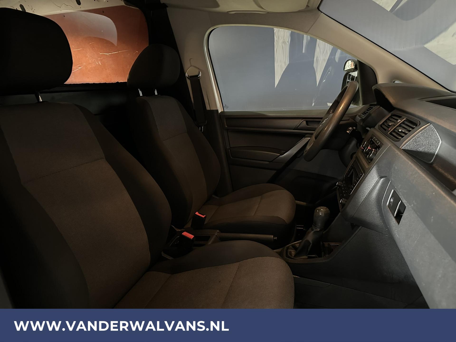 Foto 11 van Volkswagen Caddy 2.0 TDI 102pk L1H1 Euro6 Airco | Cruisecontrol | Trekhaak | Zijdeur
