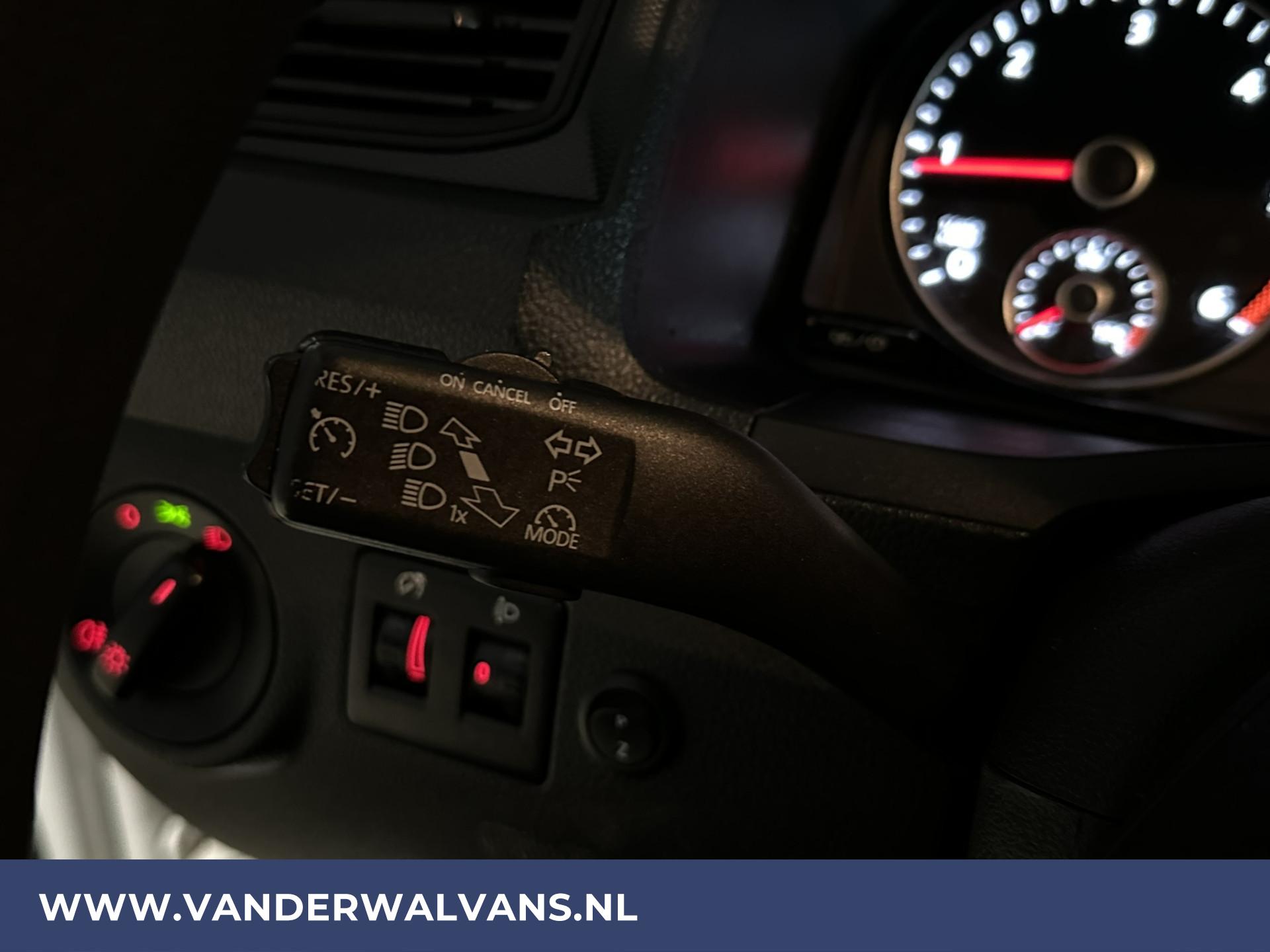 Foto 5 van Volkswagen Caddy 2.0 TDI 102pk L1H1 Euro6 Airco | Cruisecontrol | Trekhaak | Zijdeur
