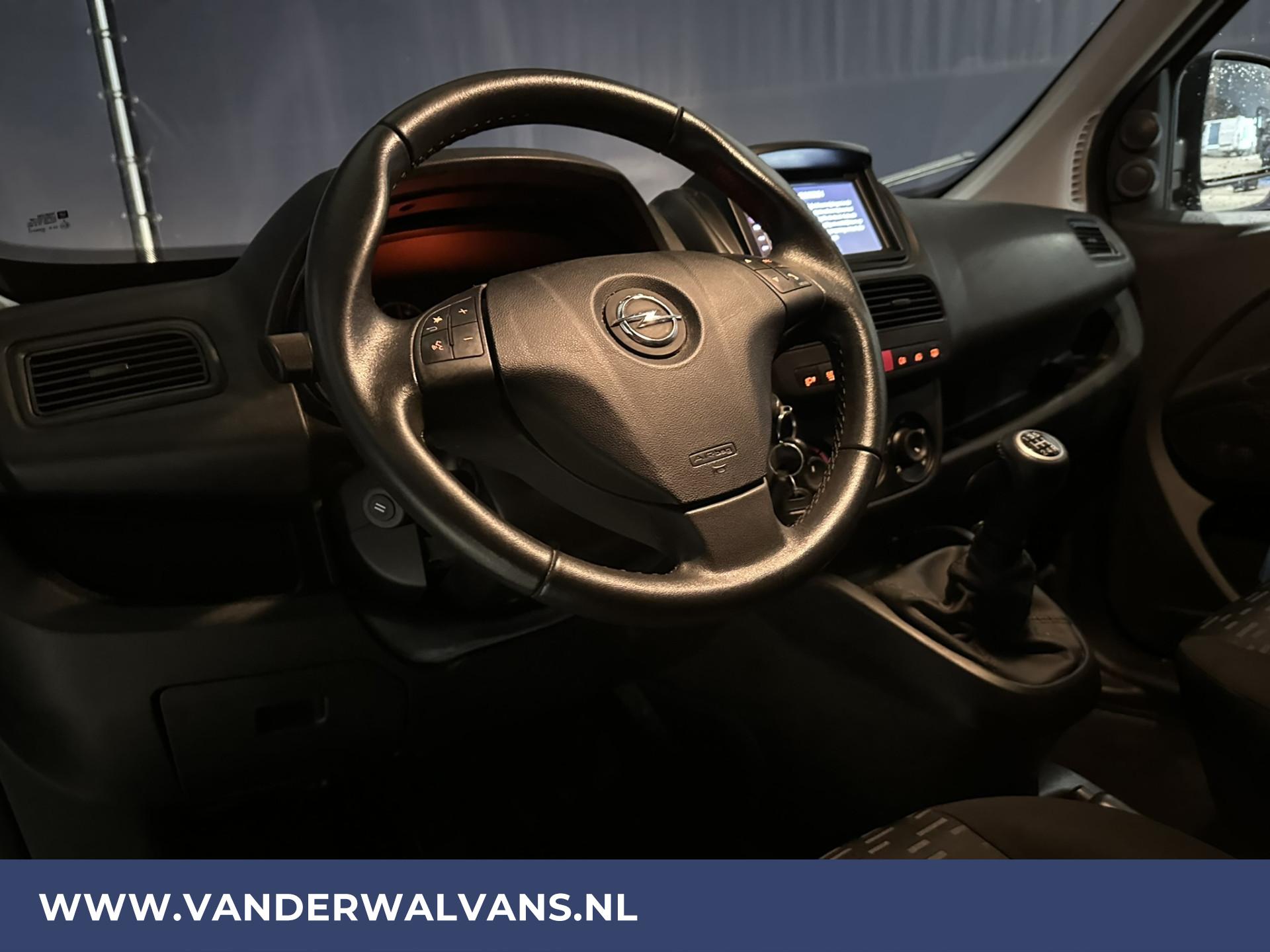 Foto 14 van Opel Combo 1.3 CDTi 96pk L2H1 Sport Euro6 Airco | Imperiaal | Navigatie | Lichtmetalen velgen