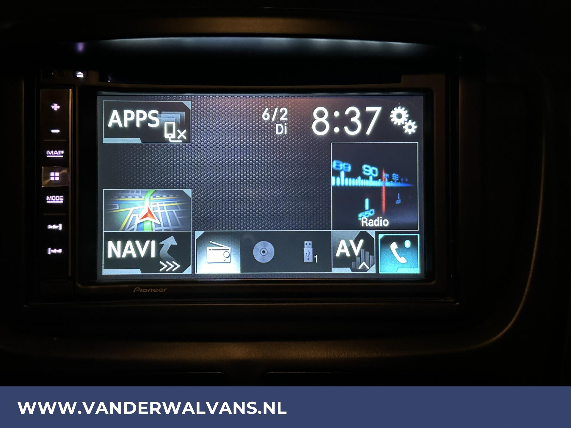 Foto 17 van Opel Combo 1.3 CDTi 96pk L2H1 Sport Euro6 Airco | Imperiaal | Navigatie | Lichtmetalen velgen