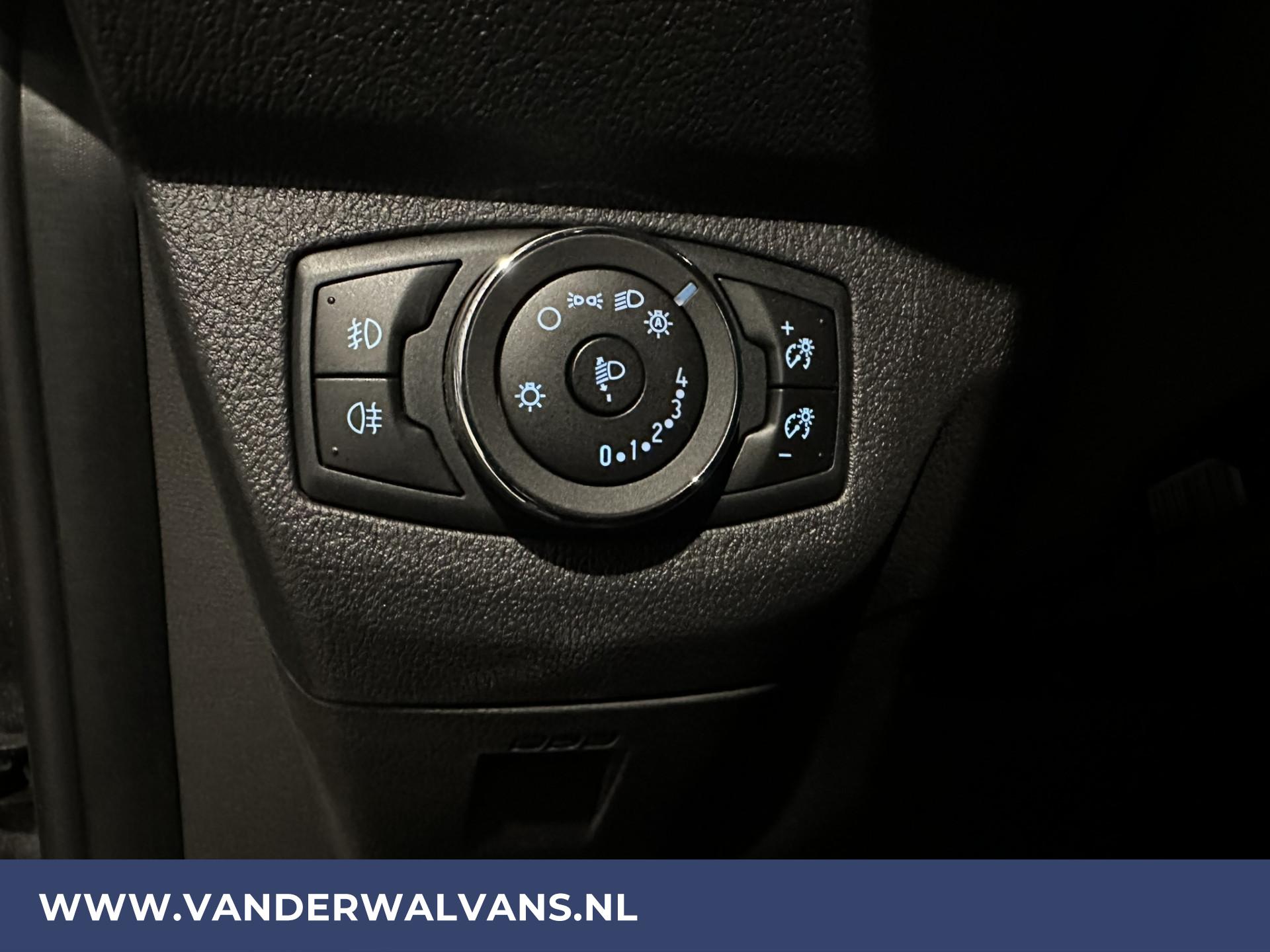 Foto 18 van Ford Transit Courier 1.5 TDCI 100pk L1H1 Limited Euro6 Airco | Navigatie | Apple Carplay | Cruisecontrol | Stoelverwarming