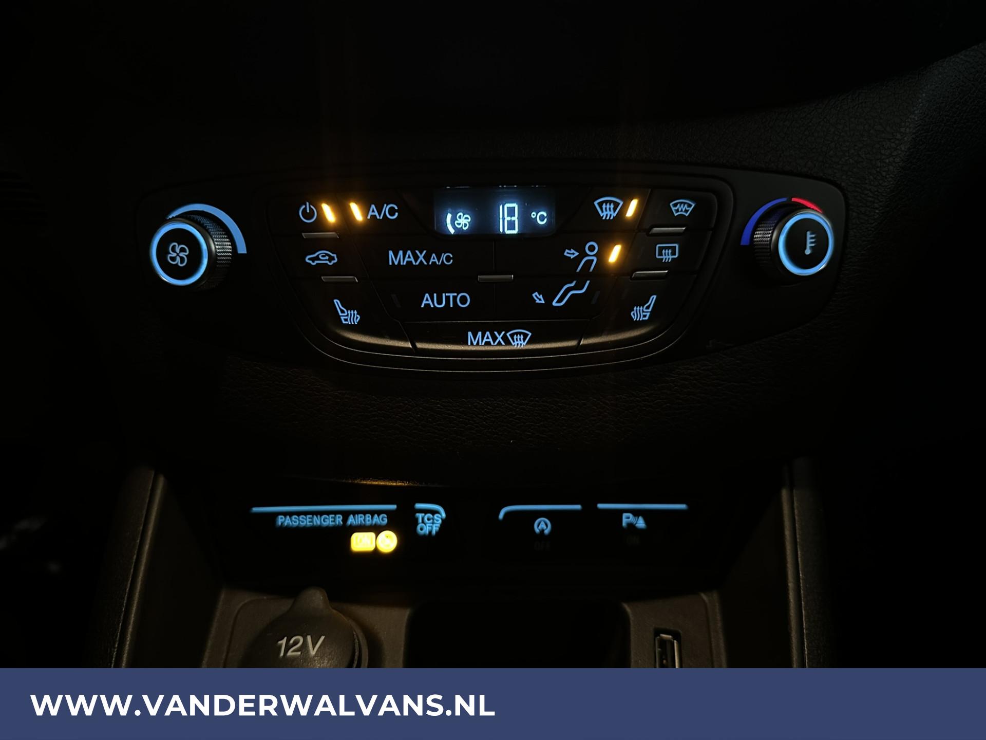 Foto 4 van Ford Transit Courier 1.5 TDCI 100pk L1H1 Limited Euro6 Airco | Navigatie | Apple Carplay | Cruisecontrol | Stoelverwarming