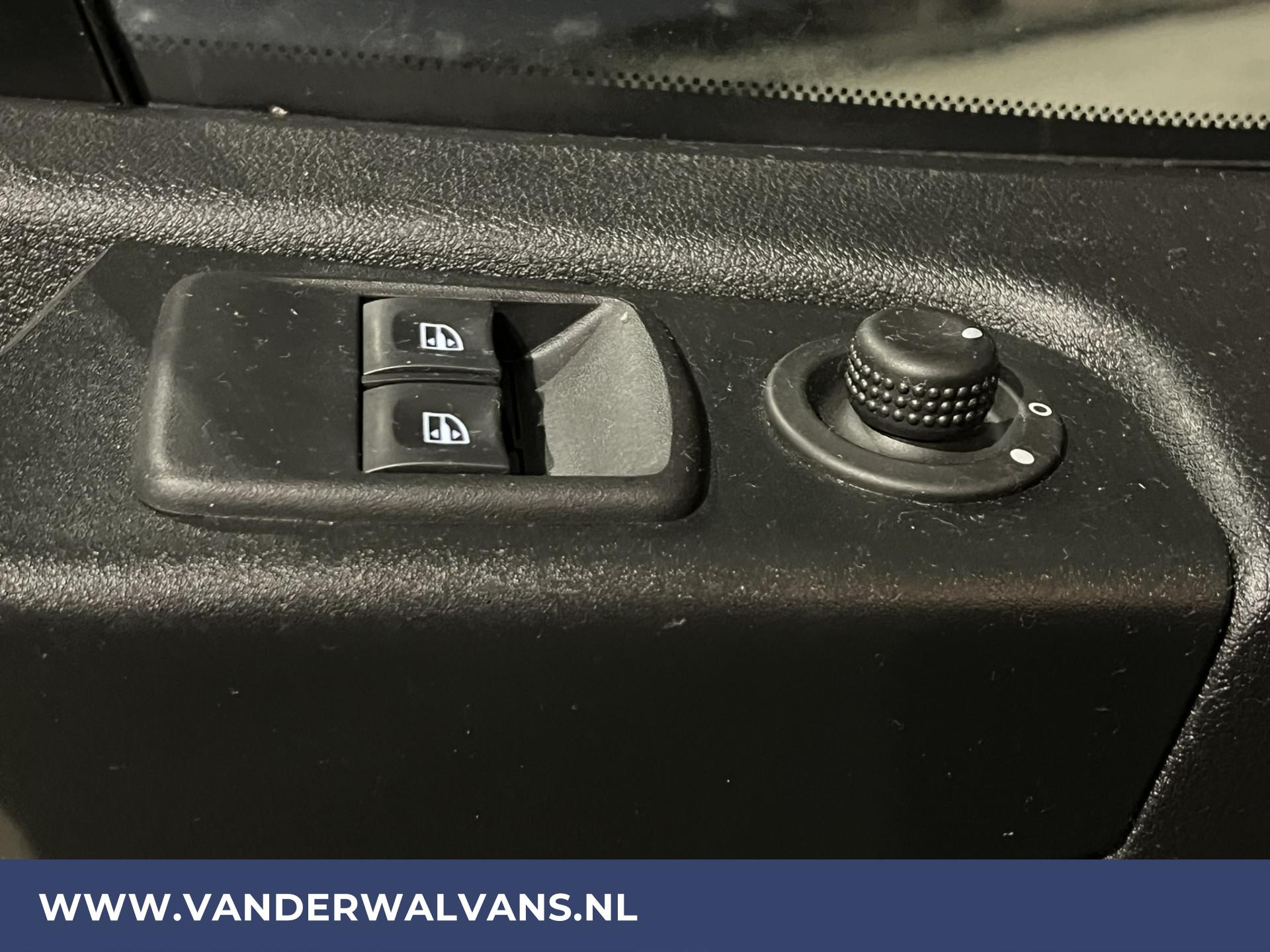Foto 16 van Opel Vivaro 1.6 CDTI 146pk L2H1 Euro6 Airco | Camera | Navigatie | Cruisecontrol
