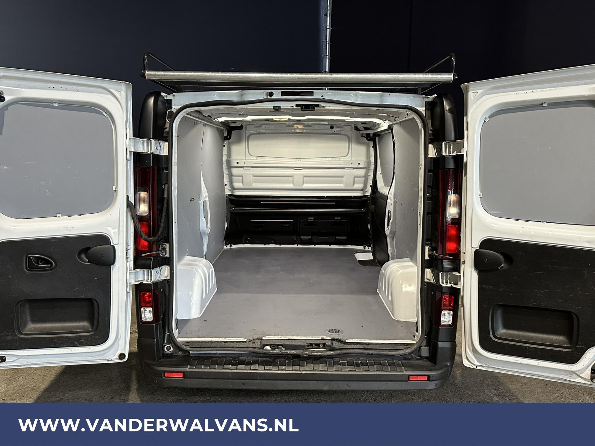 Foto 3 van Opel Vivaro 1.6 CDTI 146pk L2H1 Euro6 Airco | Camera | Navigatie | Cruisecontrol