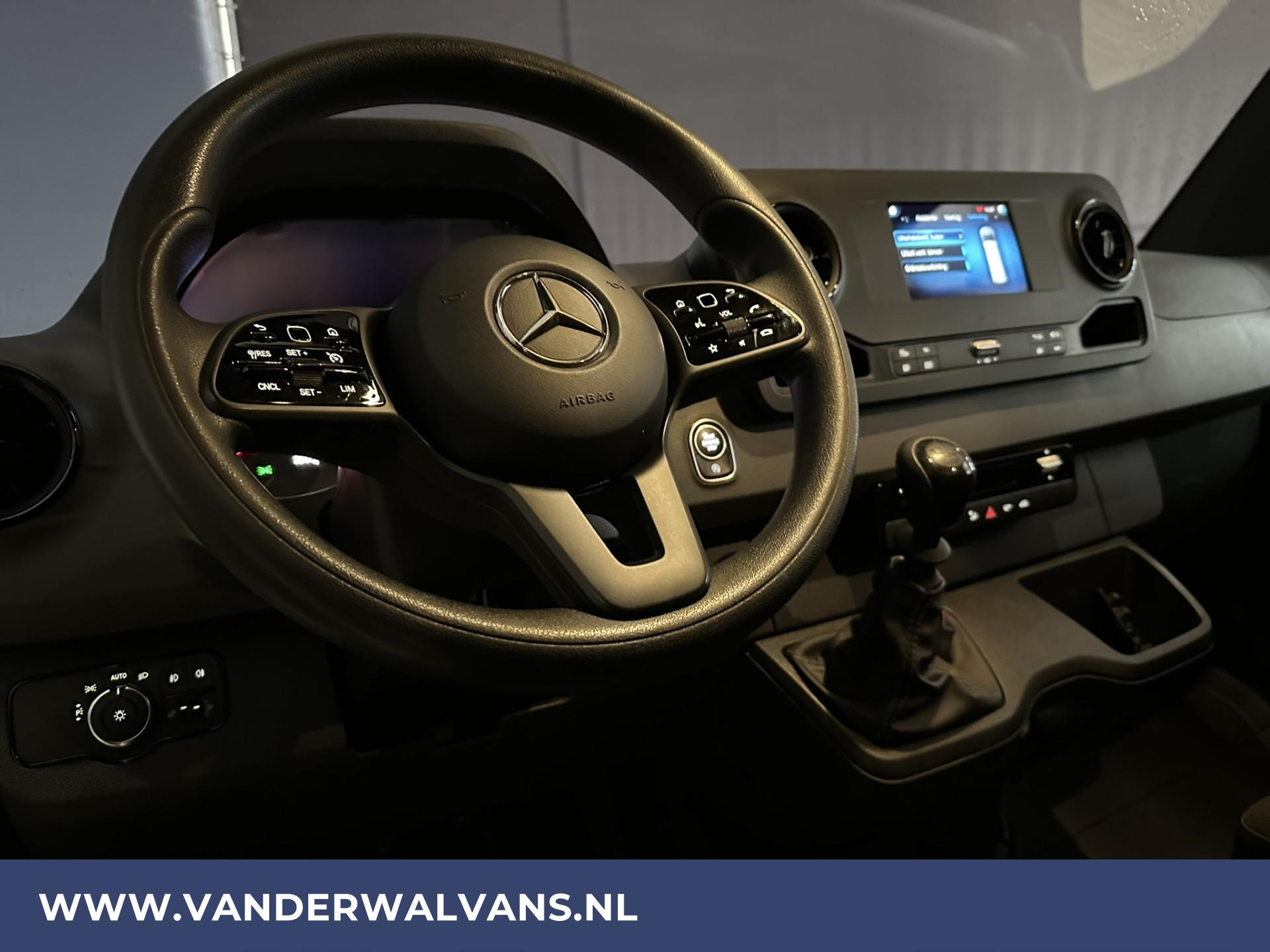 Foto 16 van Mercedes-Benz Sprinter 314 CDI L2H2 Euro6 Airco | Camera | Navigatie | Cruisecontrol | Apple Carplay