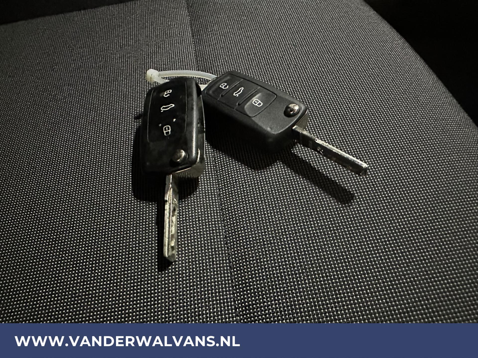 Foto 16 van Volkswagen Caddy 2.0 TDI L1H1 Euro6 Airco | Navigatie | Trekhaak | Apple Carplay