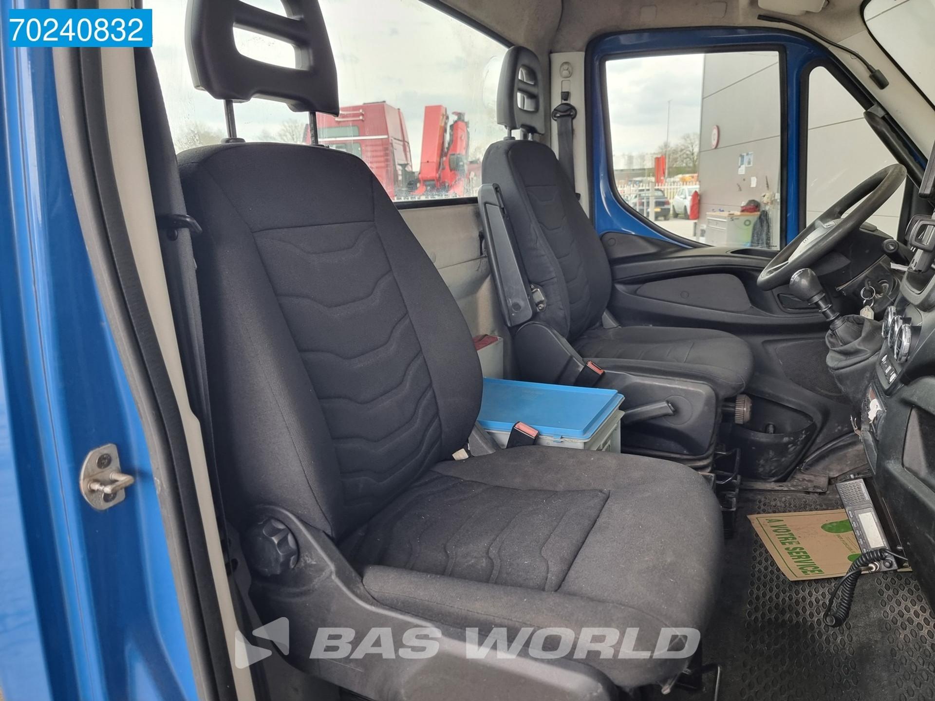 Foto 12 van Iveco Daily 70C21 3.0L 210PK 375cm wheelbase Luchtvering Chassis Cabine Fahrgestell Platform Airco Cruise control