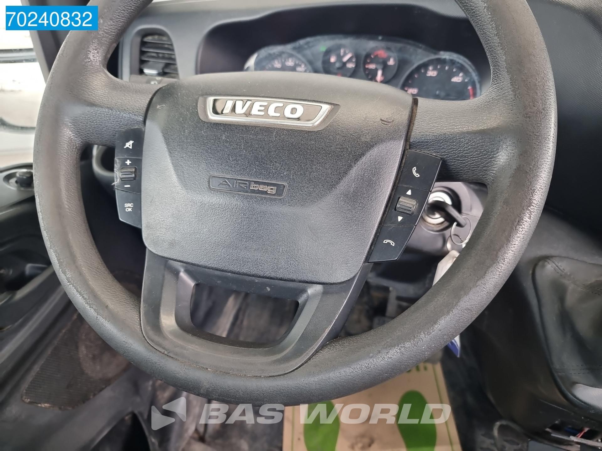 Foto 19 van Iveco Daily 70C21 3.0L 210PK 375cm wheelbase Luchtvering Chassis Cabine Fahrgestell Platform Airco Cruise control