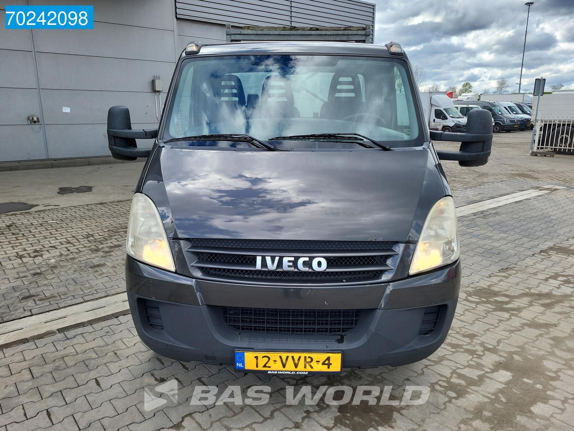 Foto 6 van Iveco Daily 40C18 BE combinatie Iveco Daily Veldhuizen Oplegger BE Trekker Cruise control