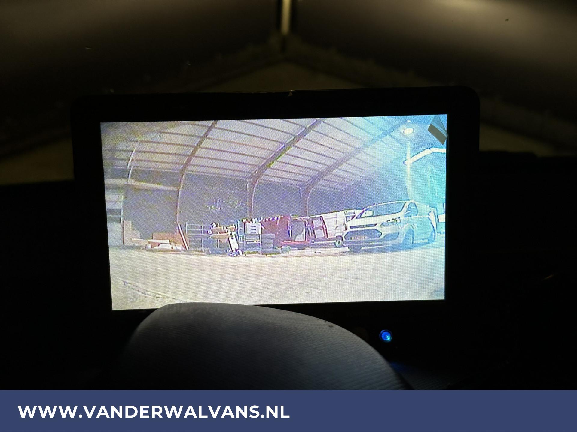 Foto 6 van Opel Movano 2.3 CDTI 145pk Bakwagen Laadklep Zijdeur Dubbel Lucht Euro6 Airco | Navigatie | Camera
