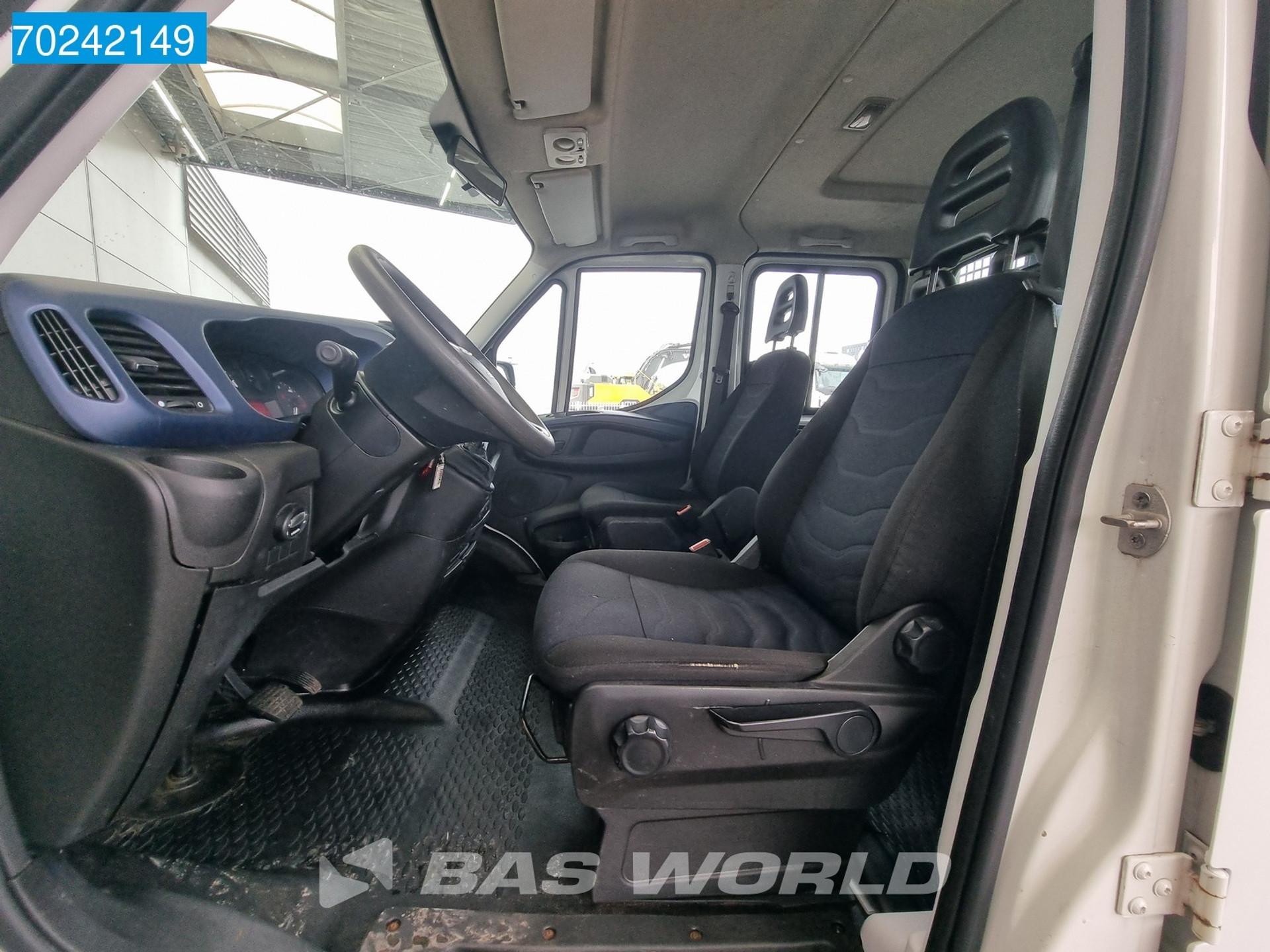 Foto 22 van Iveco Daily 35S12 Automaat Dubbel Cabine Open laadbak 3.5t Trekhaak Euro6 Pritsche Pickup Dubbel cabine Trekhaak