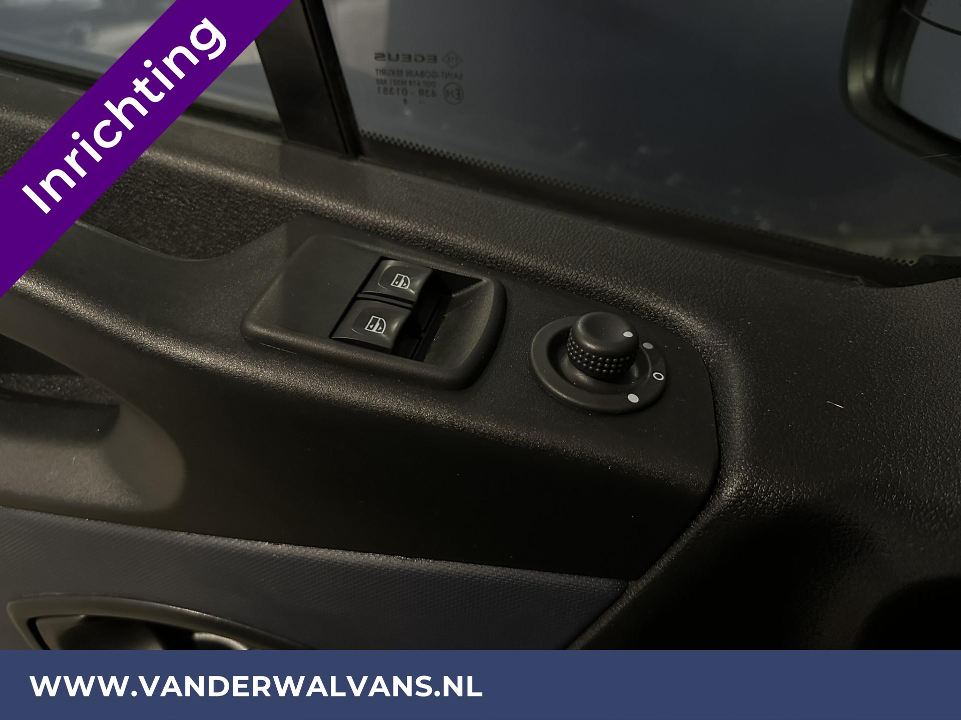 Foto 19 van Opel Vivaro 1.6 CDTI 120pk L2H1 inrichting Euro6 Airco | Navigatie | Cruisecontrol | LED