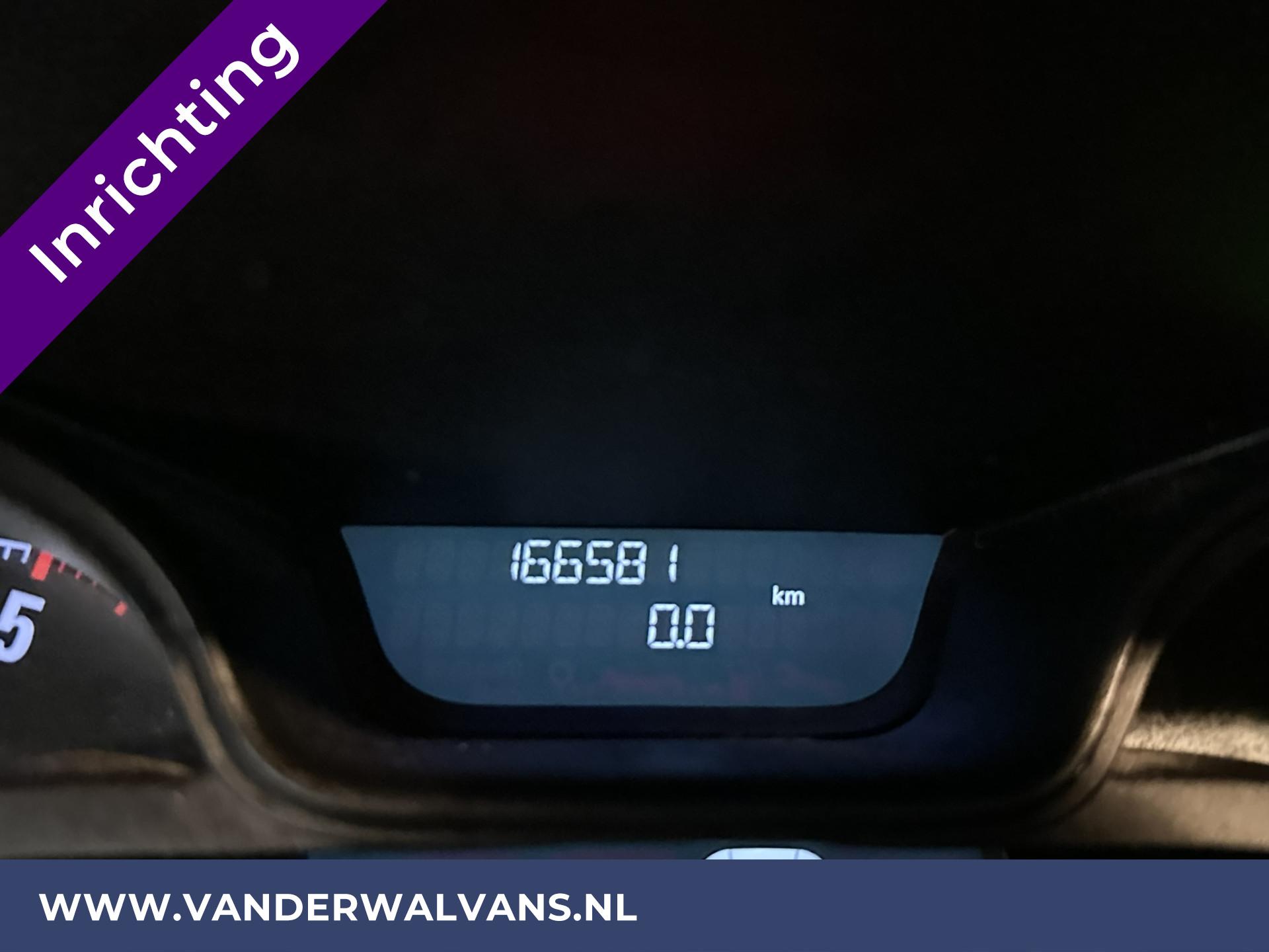Foto 21 van Opel Vivaro 1.6 CDTI 120pk L2H1 inrichting Euro6 Airco | Navigatie | Cruisecontrol | LED