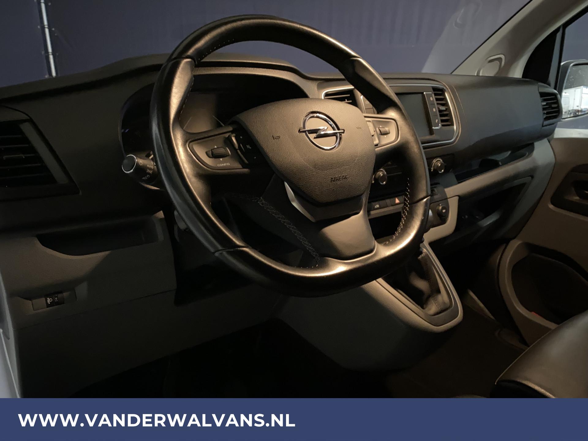 Foto 16 van Opel Vivaro 2.0 CDTI 120pk L2H1 Euro6 Airco | Bumpers in kleur | Navigatie | 2500kg trekhaak