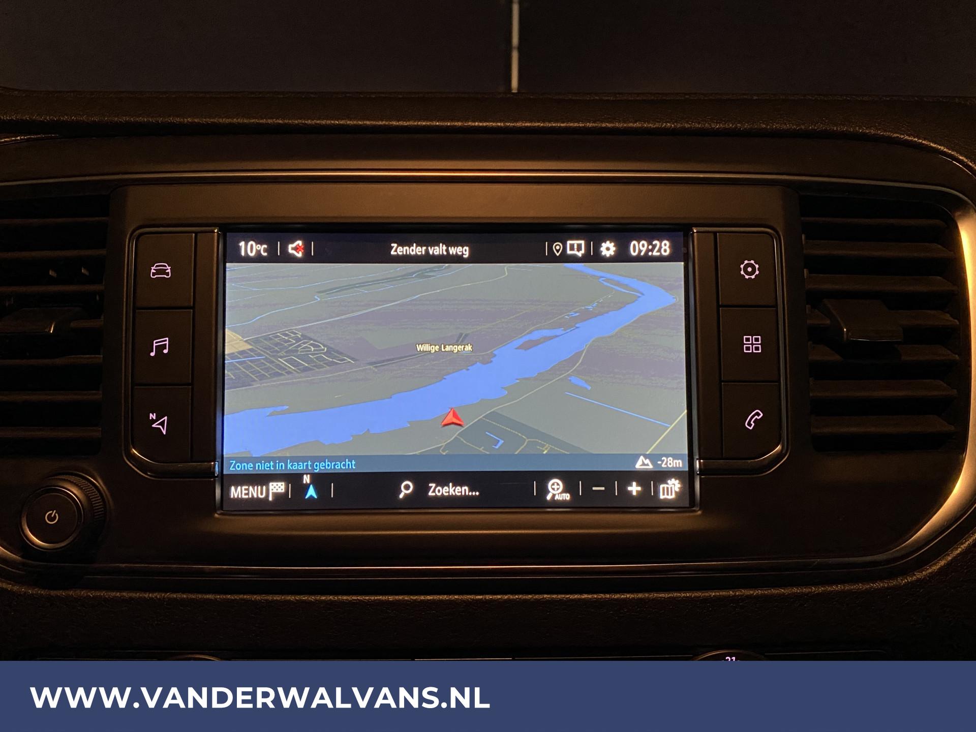 Foto 4 van Opel Vivaro 2.0 CDTI 120pk L2H1 Euro6 Airco | Bumpers in kleur | Navigatie | 2500kg trekhaak