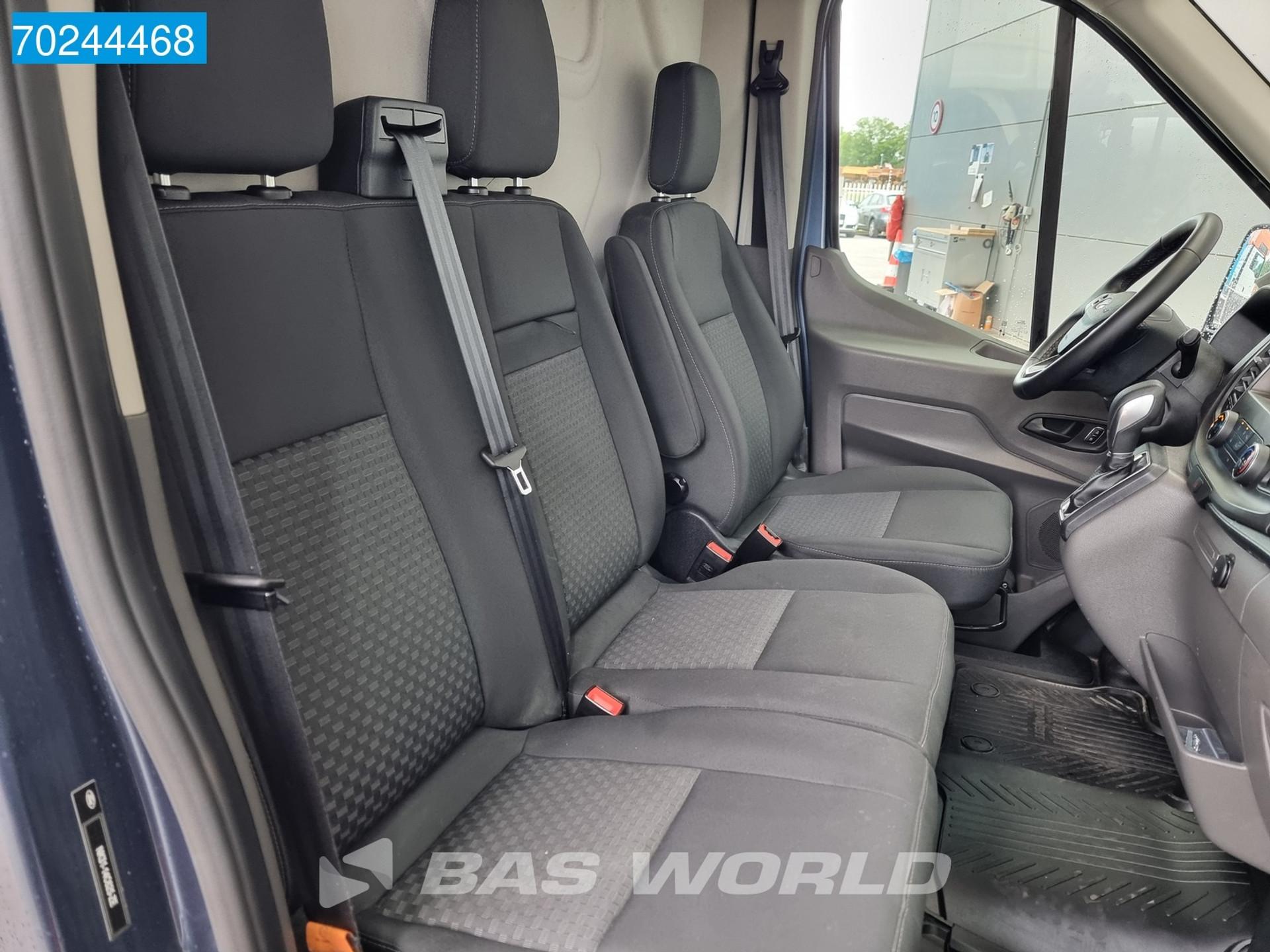 Foto 10 van Ford Transit 130pk Automaat L3H2 Airco Cruise Imperiaal Parkeersensoren 2022 11m3 Airco Cruise control