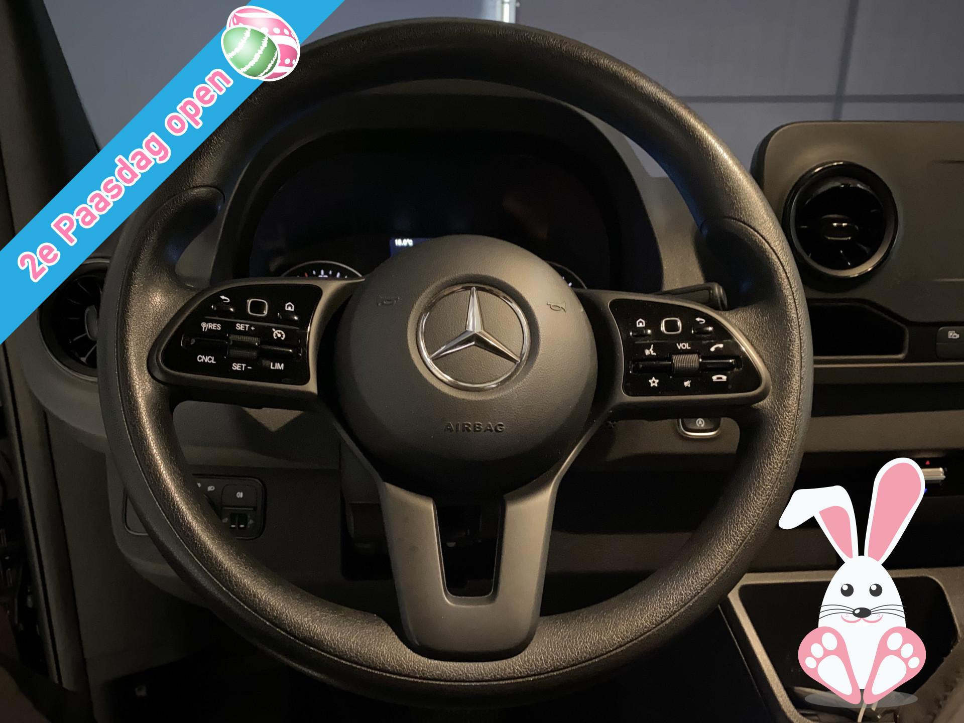 Foto 8 van Mercedes-Benz Sprinter 317 CDI 170pk 9G-Tronic Automaat L3H2 Euro6 Airco | Camera | Apple Carplay
