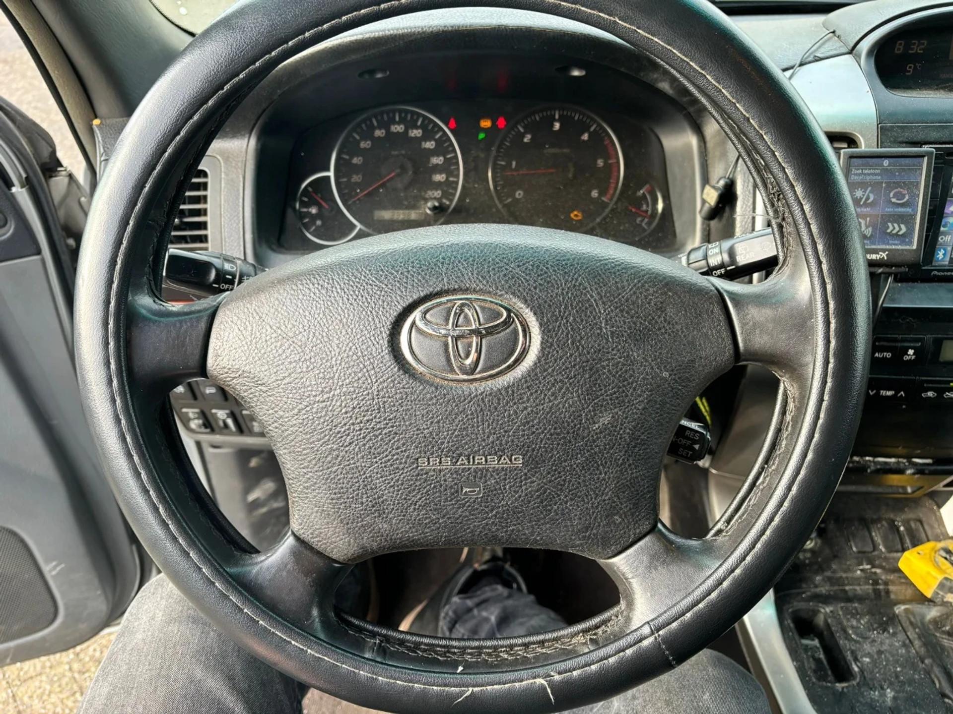 Foto 7 van Toyota Land Cruiser 3.0D 4x4 automaat airco