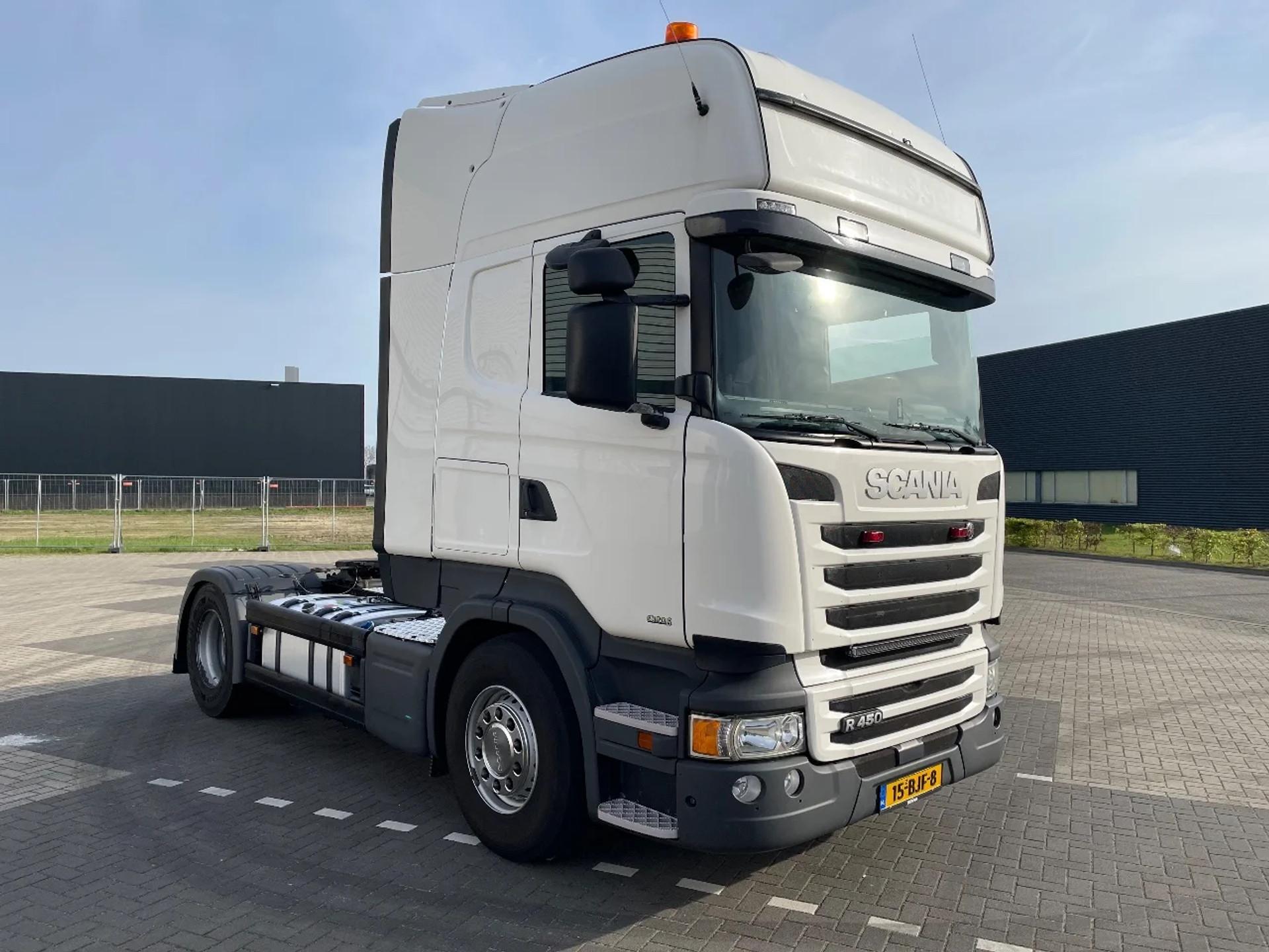 Foto 2 van Scania R450 2017 ONLY 481.000 KM !!!! SUPER CONDITION !!!