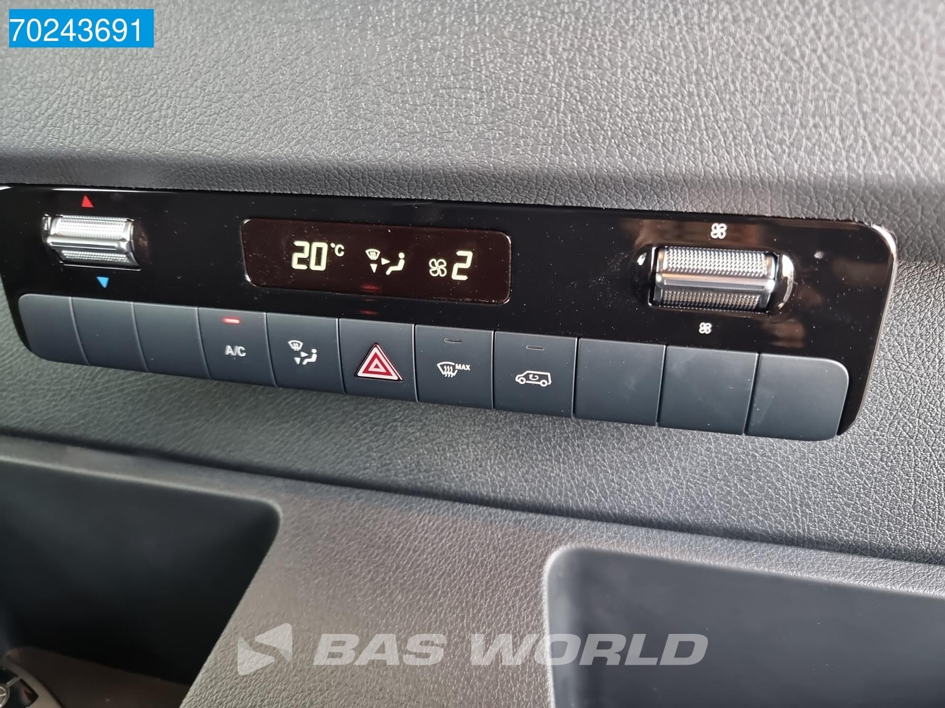 Foto 17 van Mercedes-Benz Sprinter 319 CDI Automaat L3H2 10''Navi Airco Cruise LED Camera 14m3 Airco Cruise control