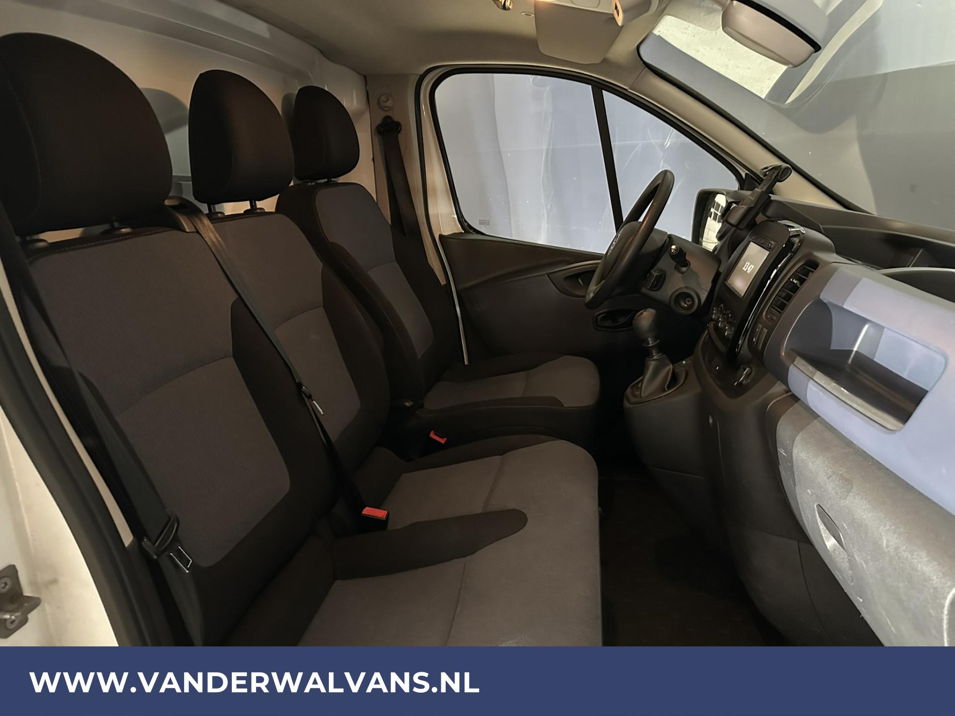Foto 9 van Opel Vivaro 1.6 CDTI 146pk L2H1 Euro6 Airco | Camera | Navigatie | Trekhaak